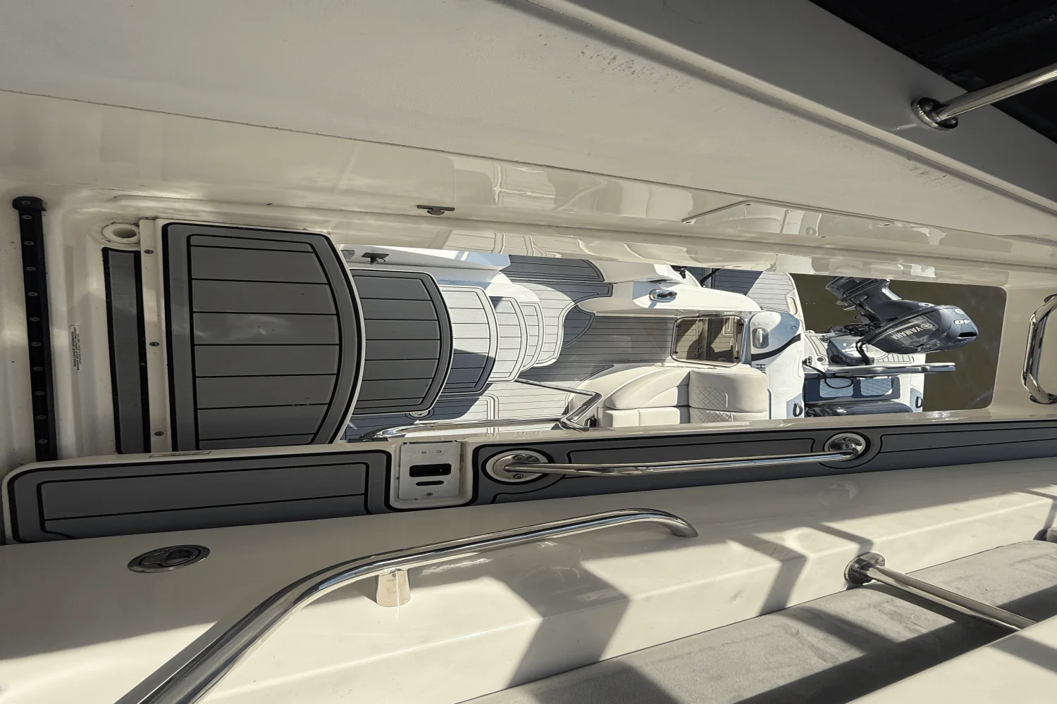 2017 Sea Ray 510 FLY Image Thumbnail #18