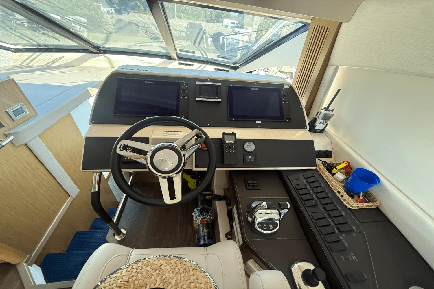 2017 Sea Ray 510 FLY Image Thumbnail #27