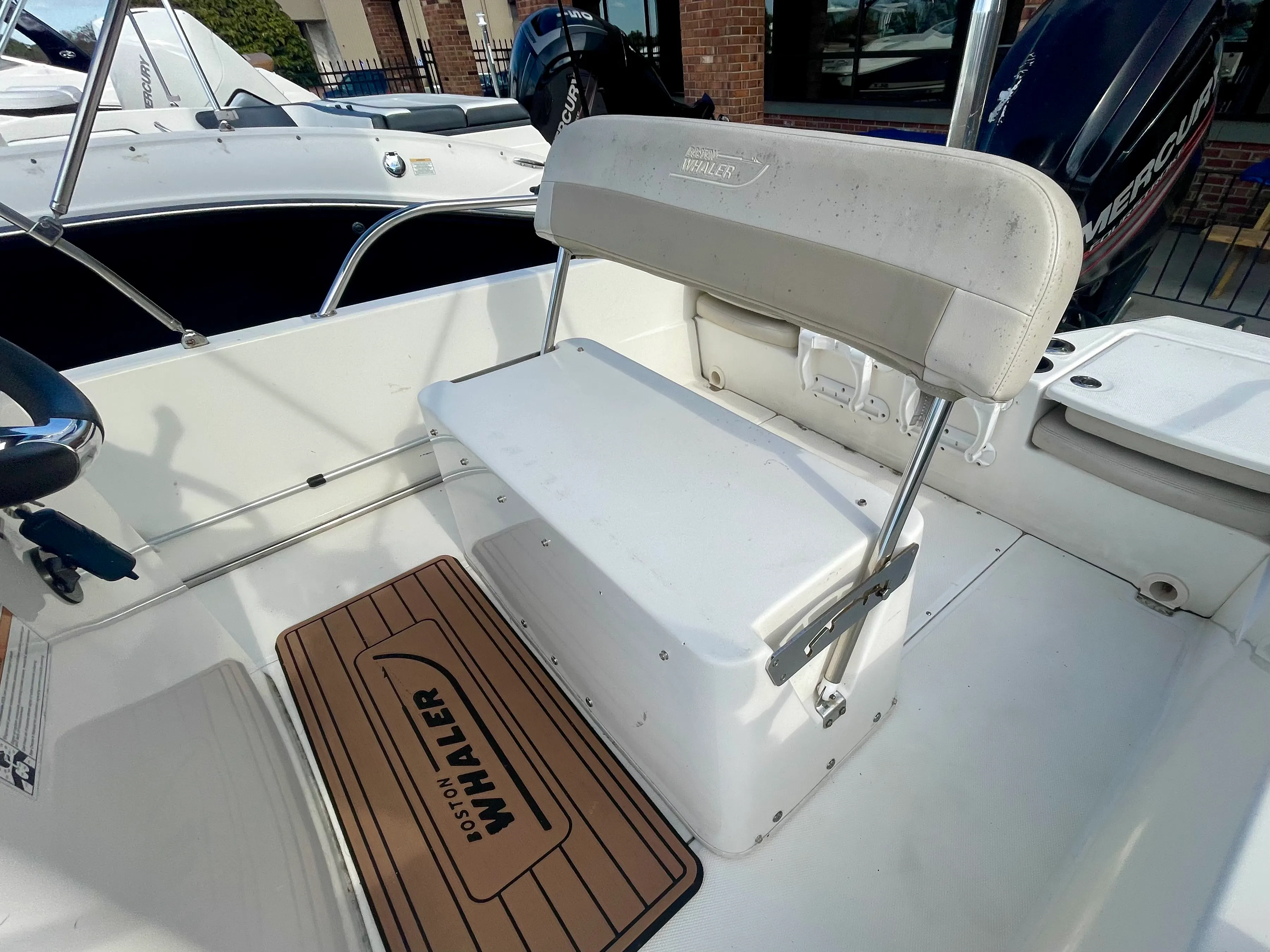 2017 Boston Whaler 170 Dauntless Image Thumbnail #3