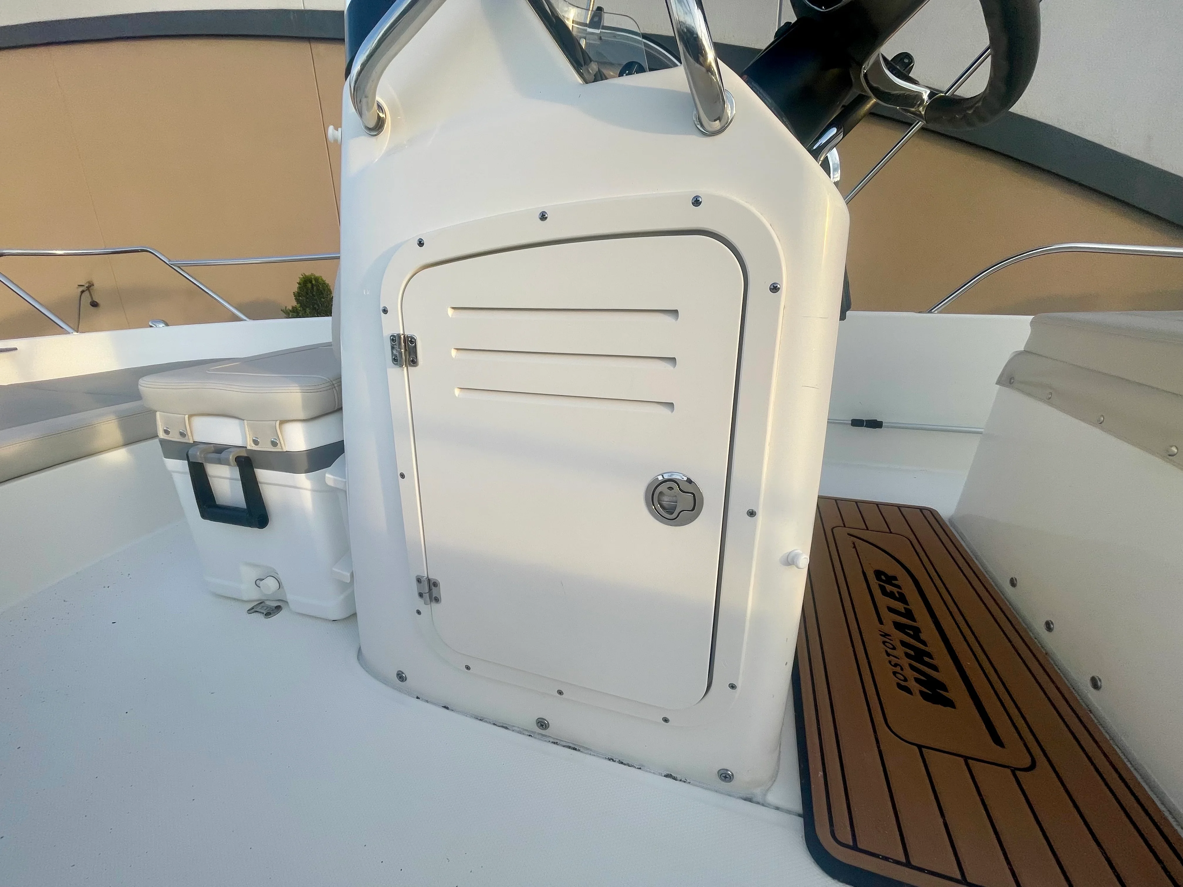 2017 Boston Whaler 170 Dauntless Image Thumbnail #7