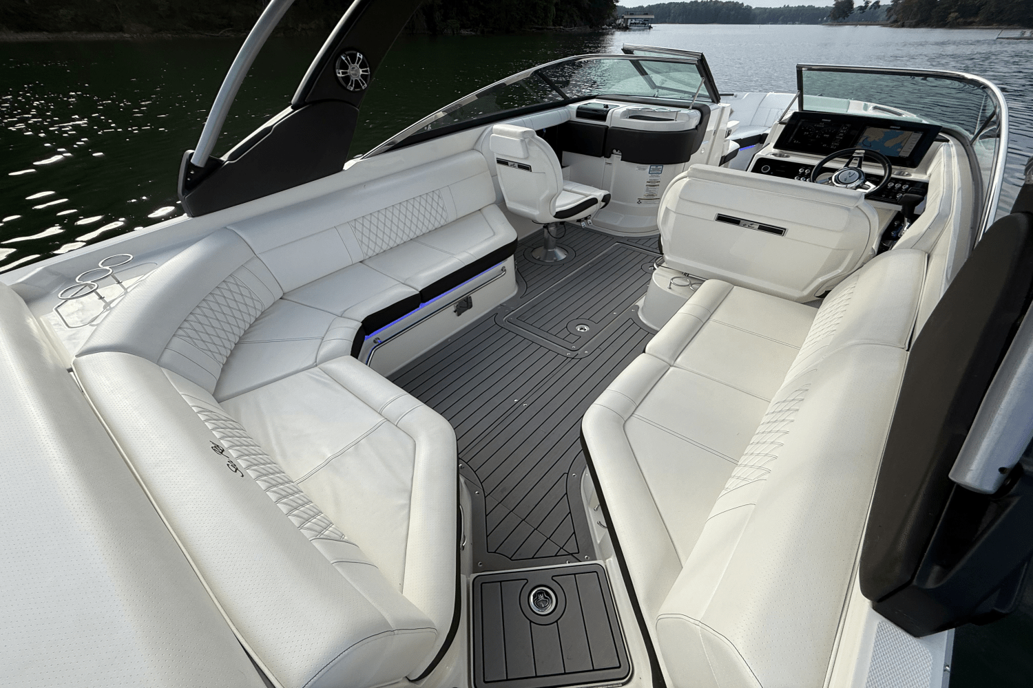 2019 Sea Ray 280 SLX Image Thumbnail #25