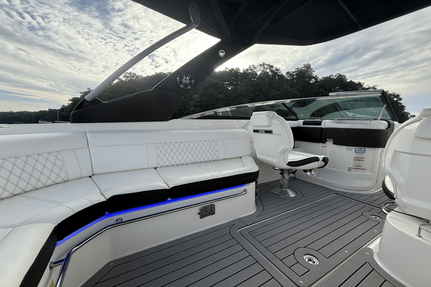 2019 Sea Ray 280 SLX Image Thumbnail #30