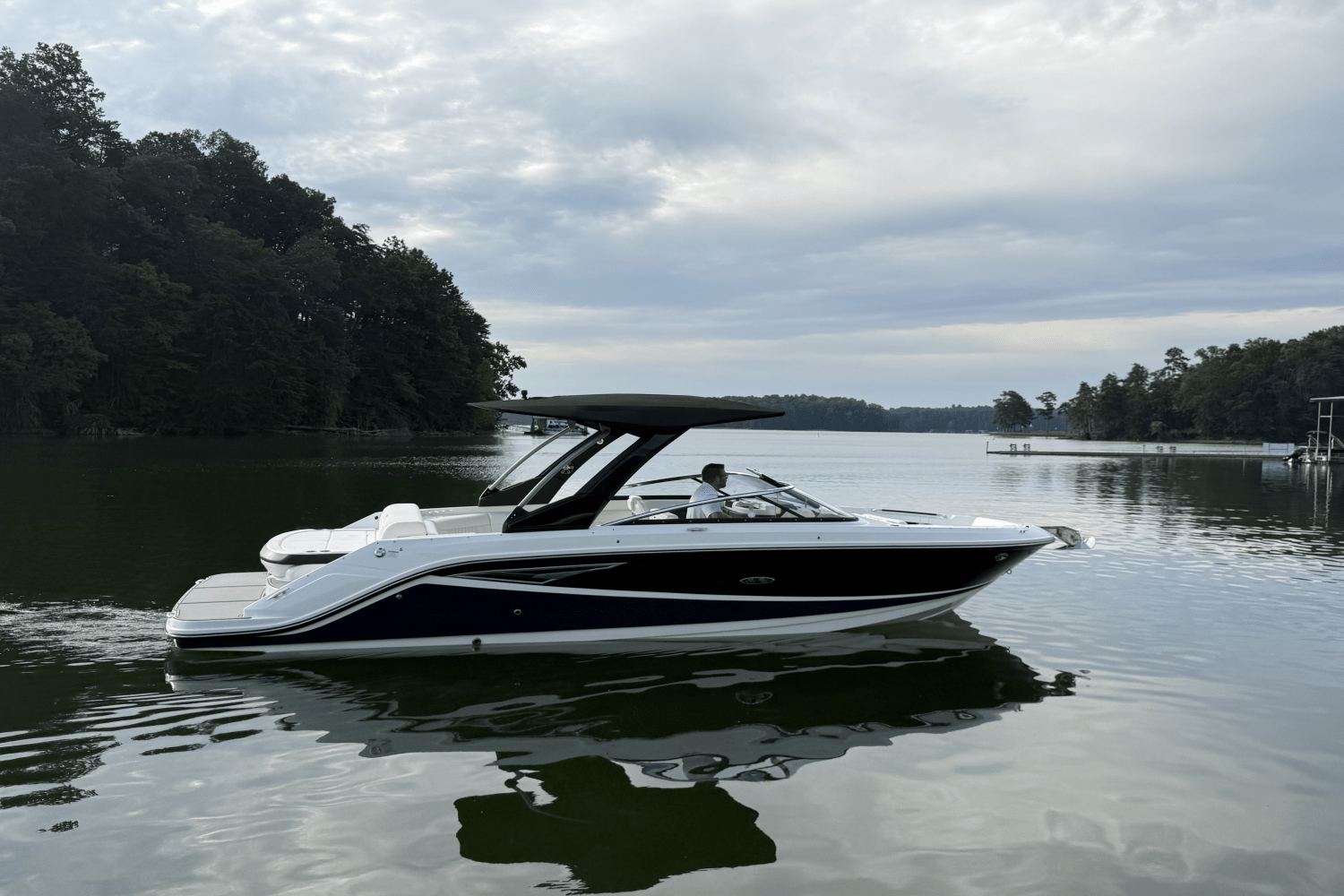 2019 Sea Ray 280 SLX Image Thumbnail #2