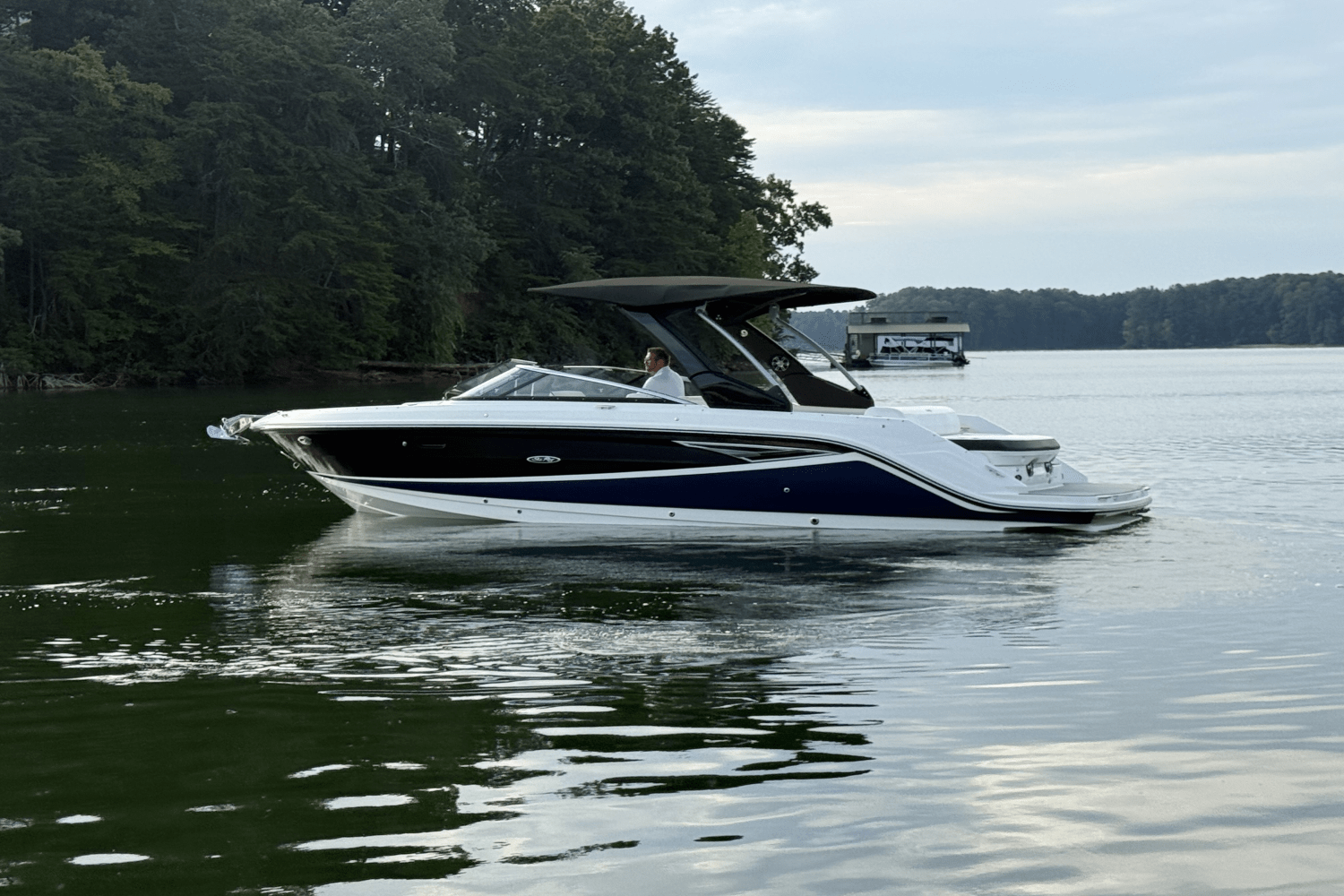 2019 Sea Ray 280 SLX Image Thumbnail #13