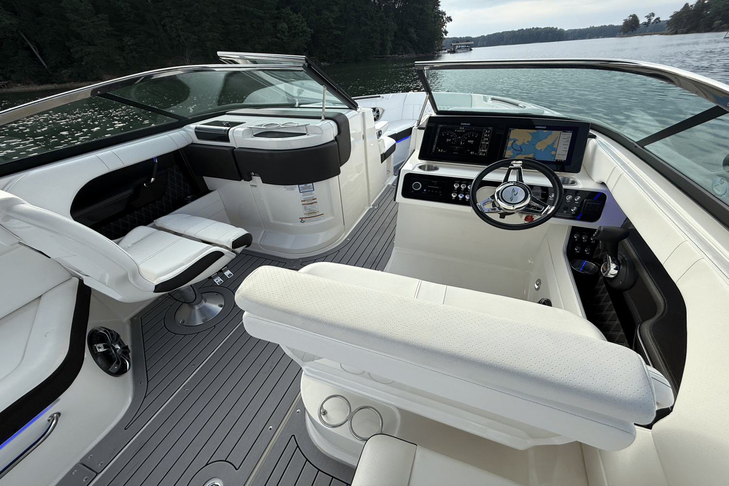 2019 Sea Ray 280 SLX Image Thumbnail #36