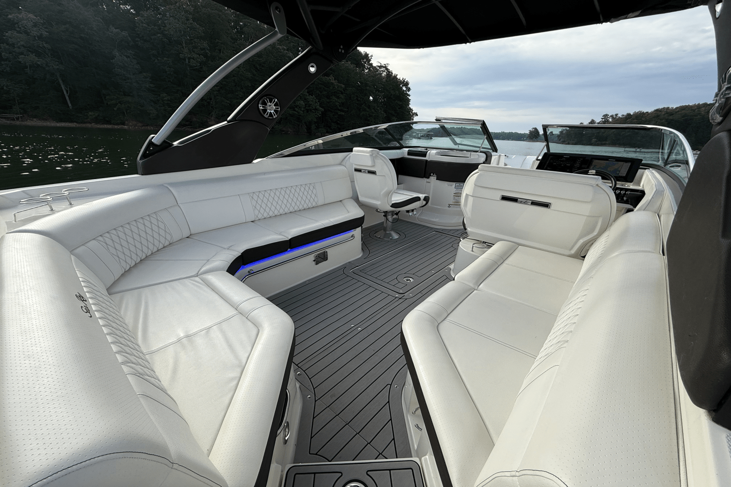 2019 Sea Ray 280 SLX Image Thumbnail #24