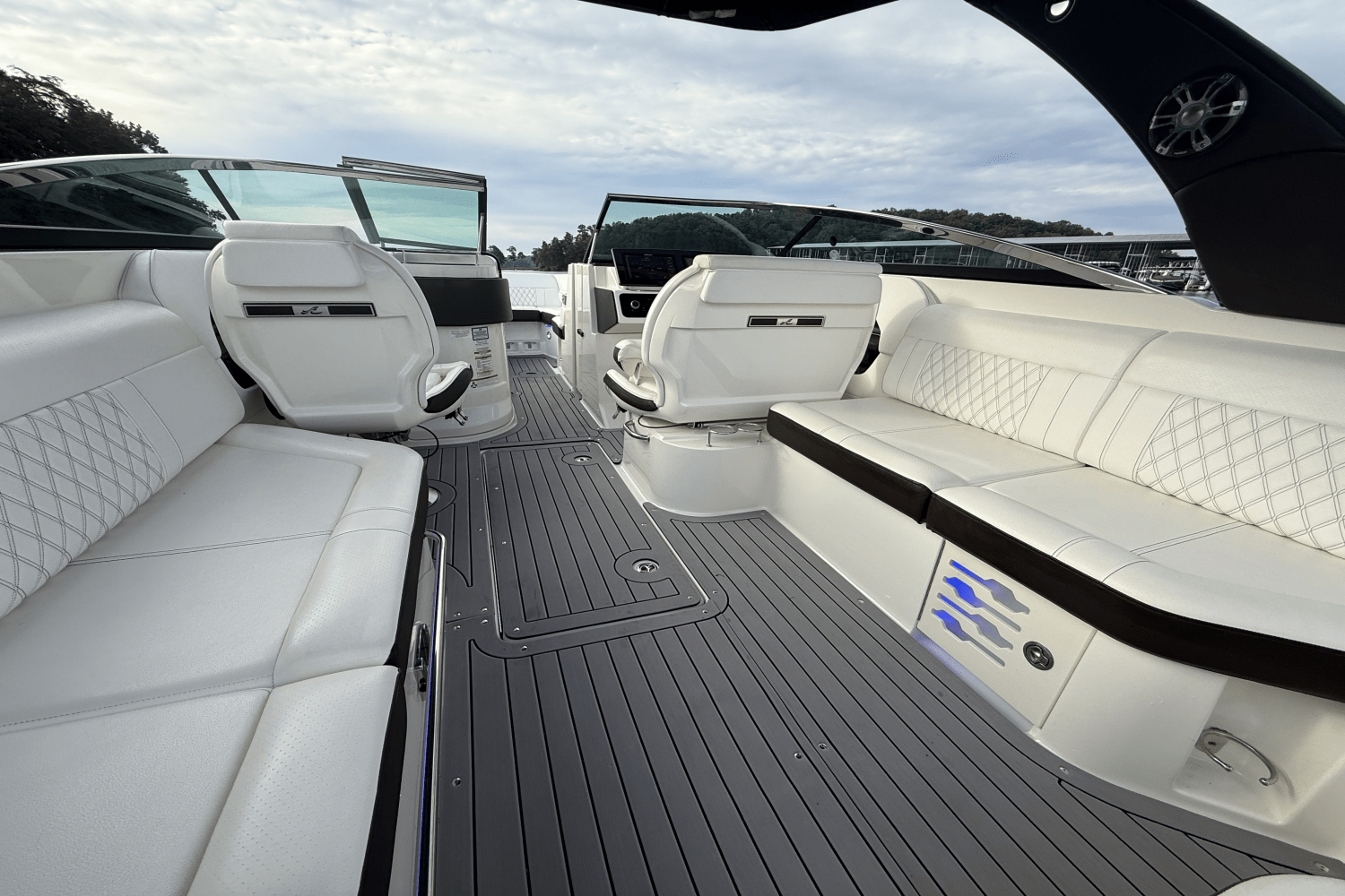 2019 Sea Ray 280 SLX Image Thumbnail #28