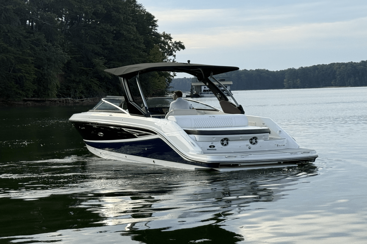 2019 Sea Ray 280 SLX Image Thumbnail #11