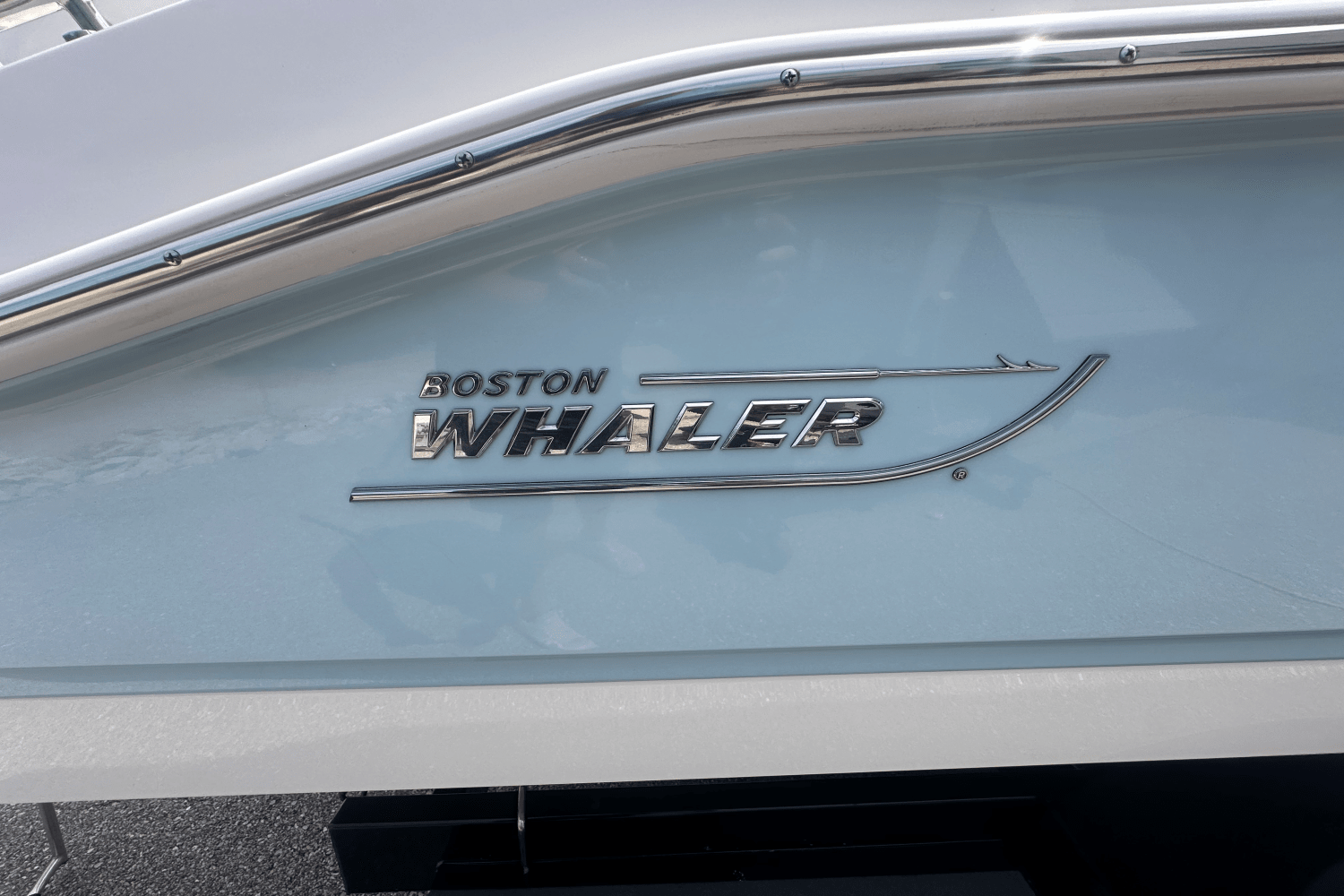 2023 Boston Whaler 25 DAUNTLESS Image Thumbnail #2