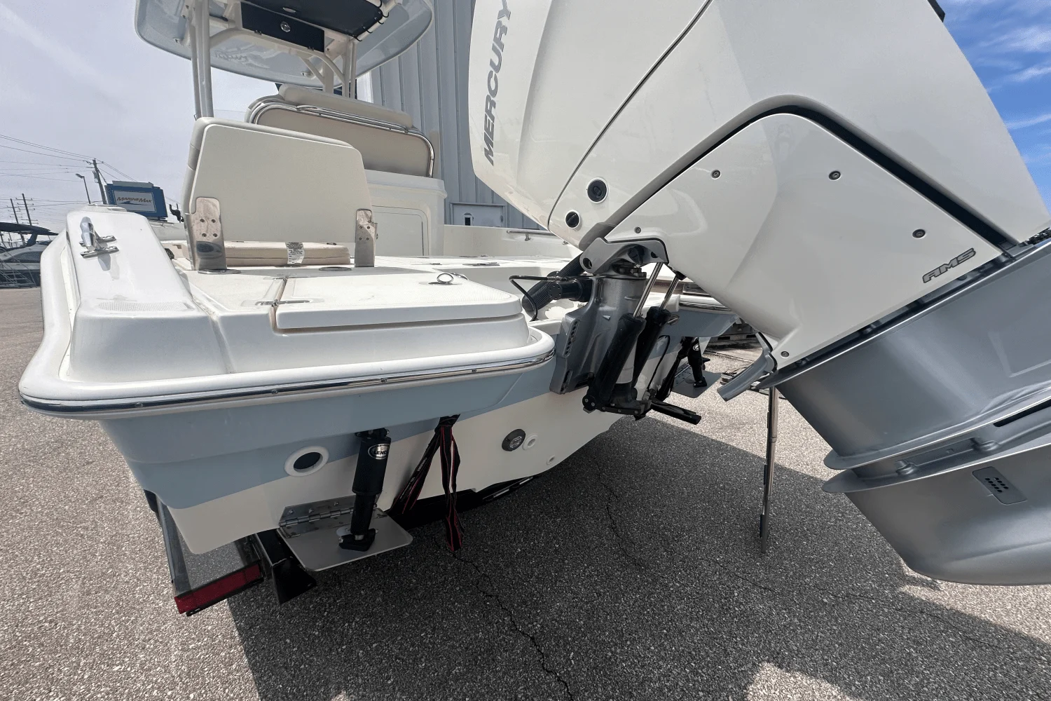 2023 Boston Whaler 25 DAUNTLESS Image Thumbnail #6