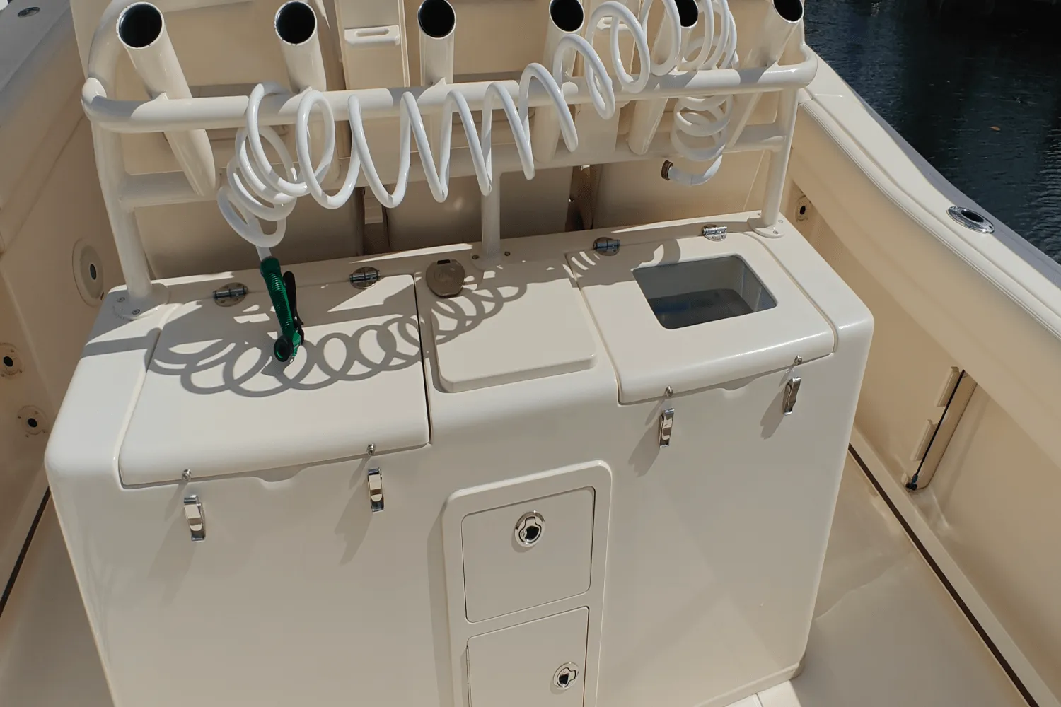 2018 Grady-White 336 Image Thumbnail #1