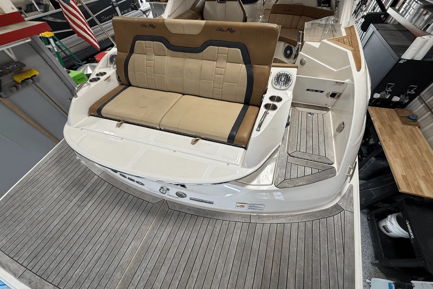 2015 Sea Ray 350 SLX Image Thumbnail #9