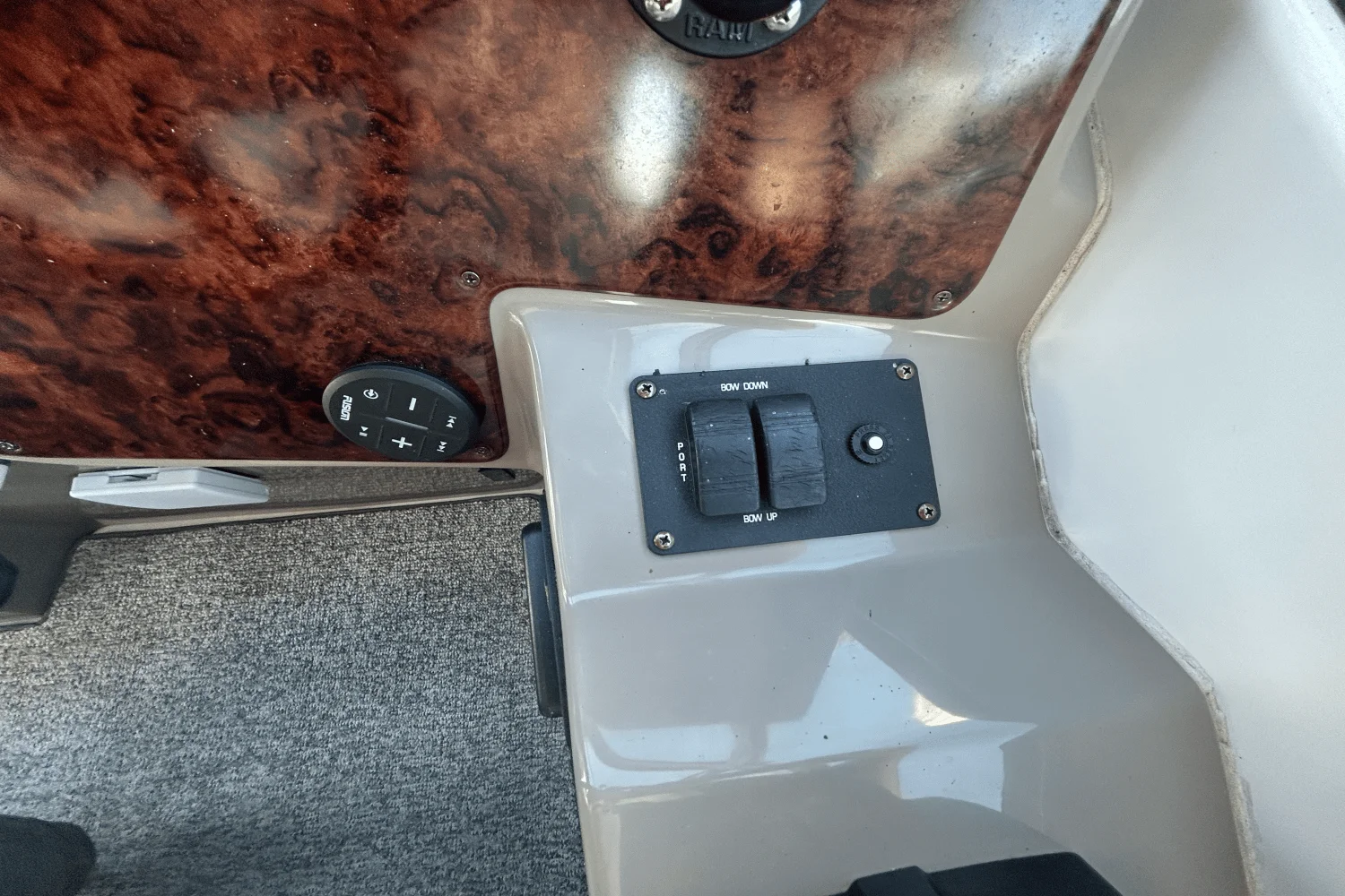 2004 Four Winns 288 VISTA Image Thumbnail #16