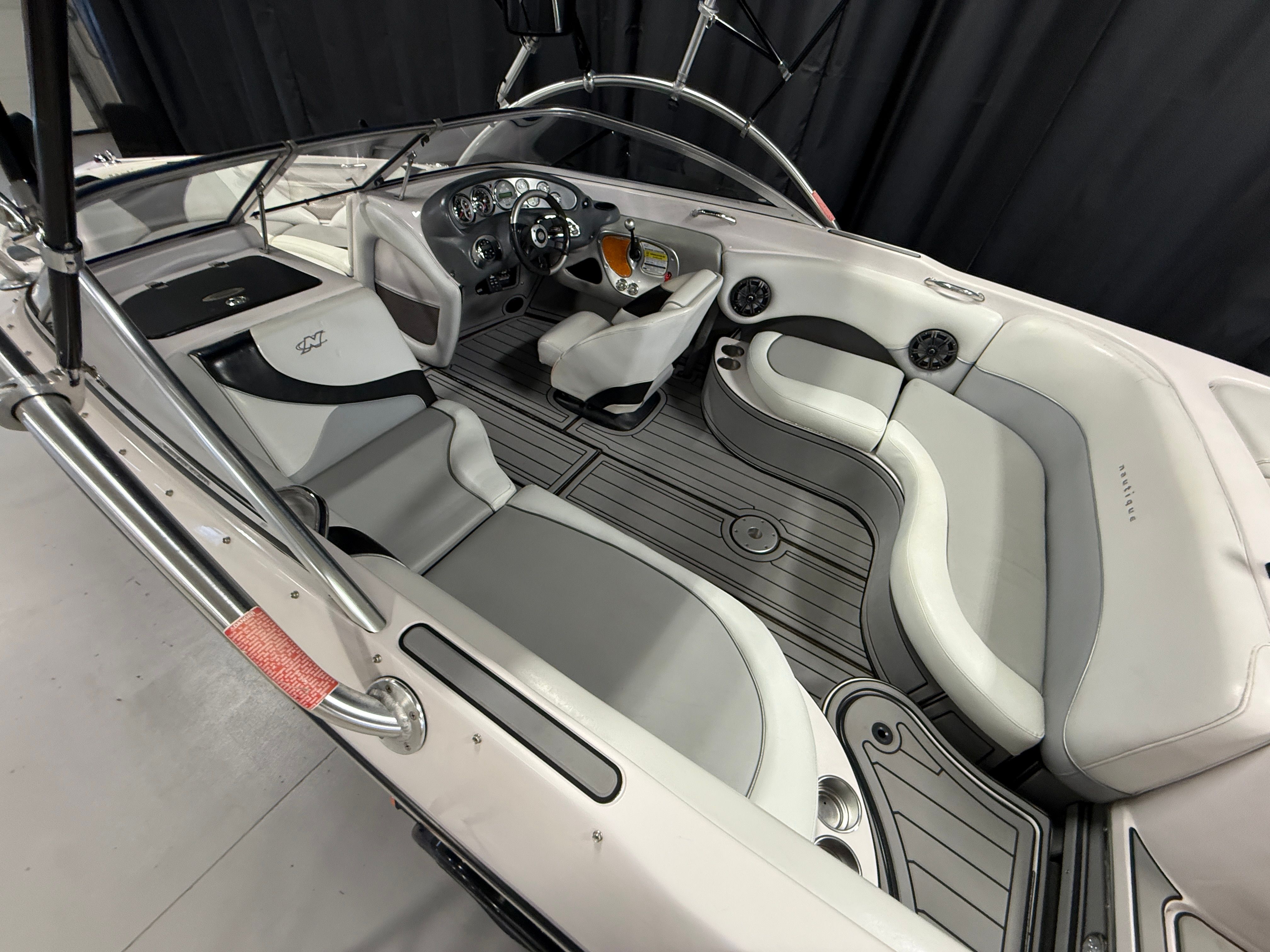 2005 Nautique SUPER AIR 226 LIMITED EDITION Image Thumbnail #6