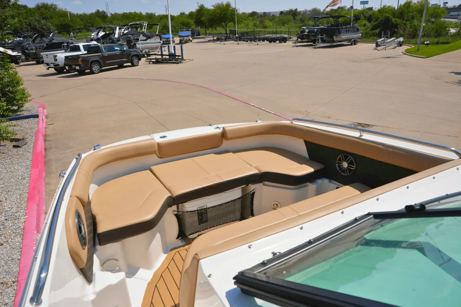 2022 Sea Ray SDX 250 Image Thumbnail #18