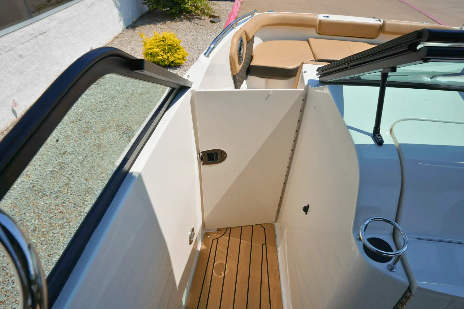 2022 Sea Ray SDX 250 Image Thumbnail #17