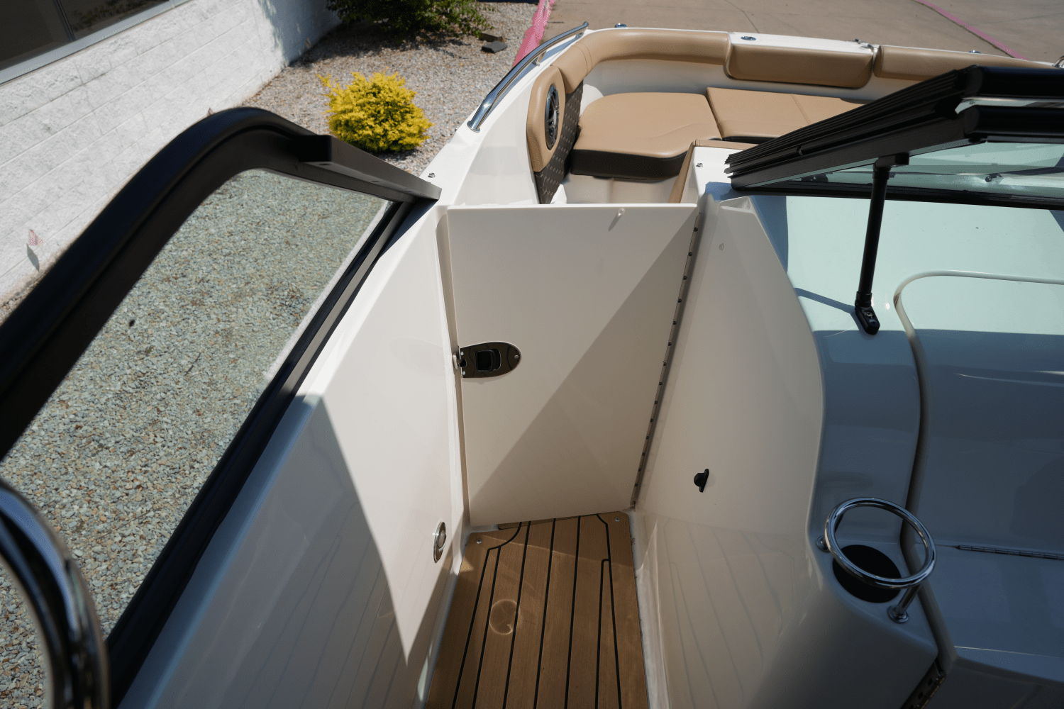 2022 Sea Ray SDX 250 Image Thumbnail #17