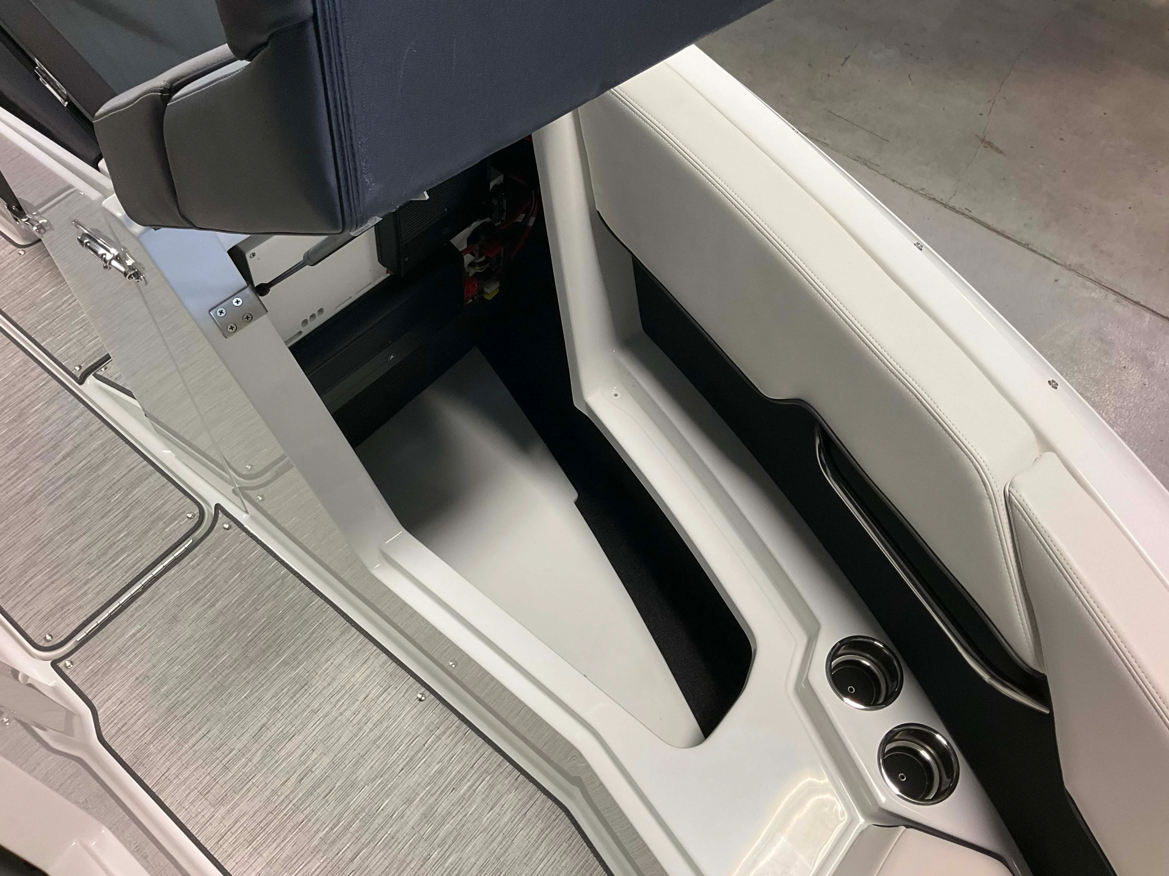 2026 Cobalt CS23 Image Thumbnail #22