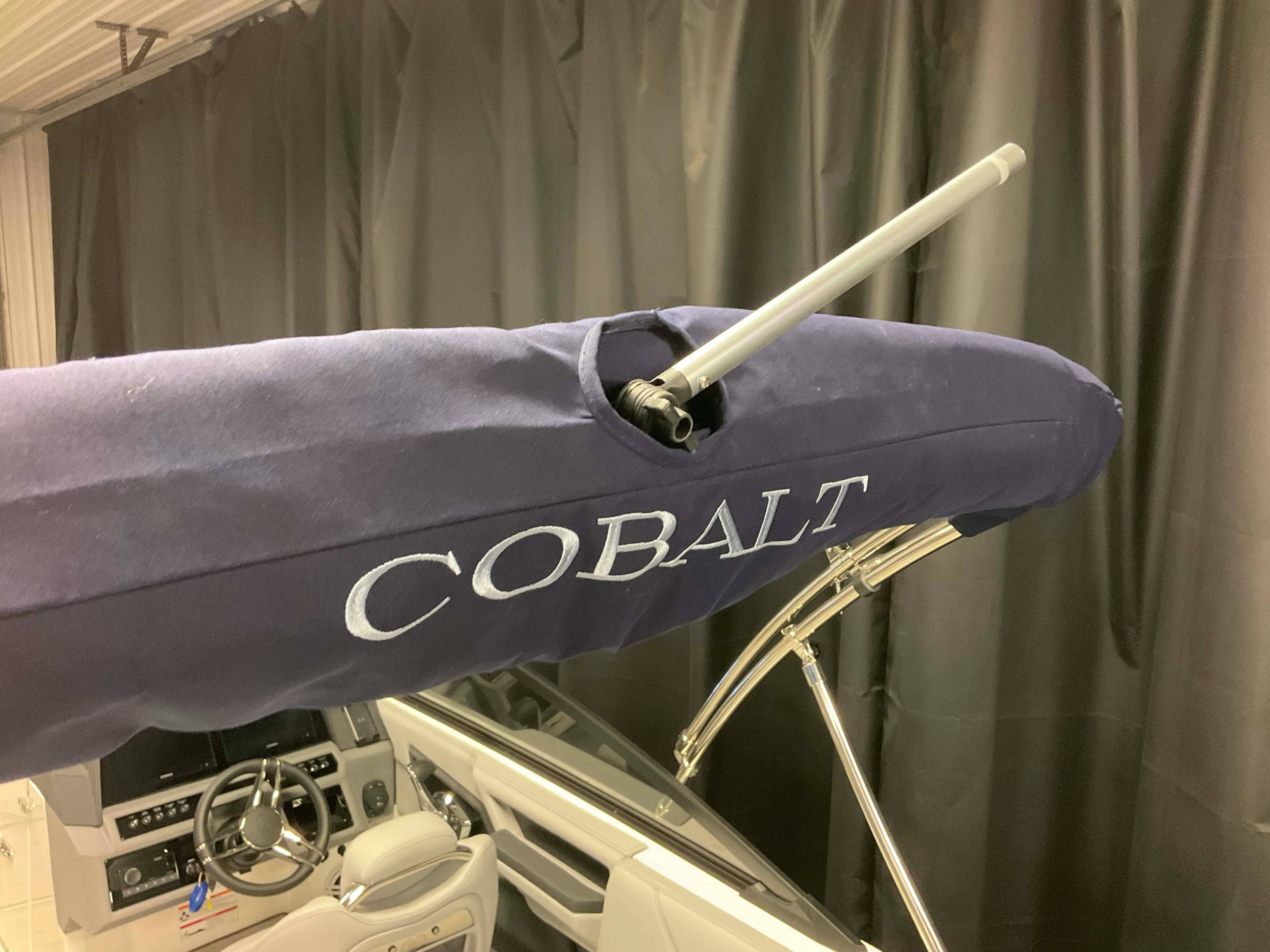 2026 Cobalt R4 Outboard Image Thumbnail #60