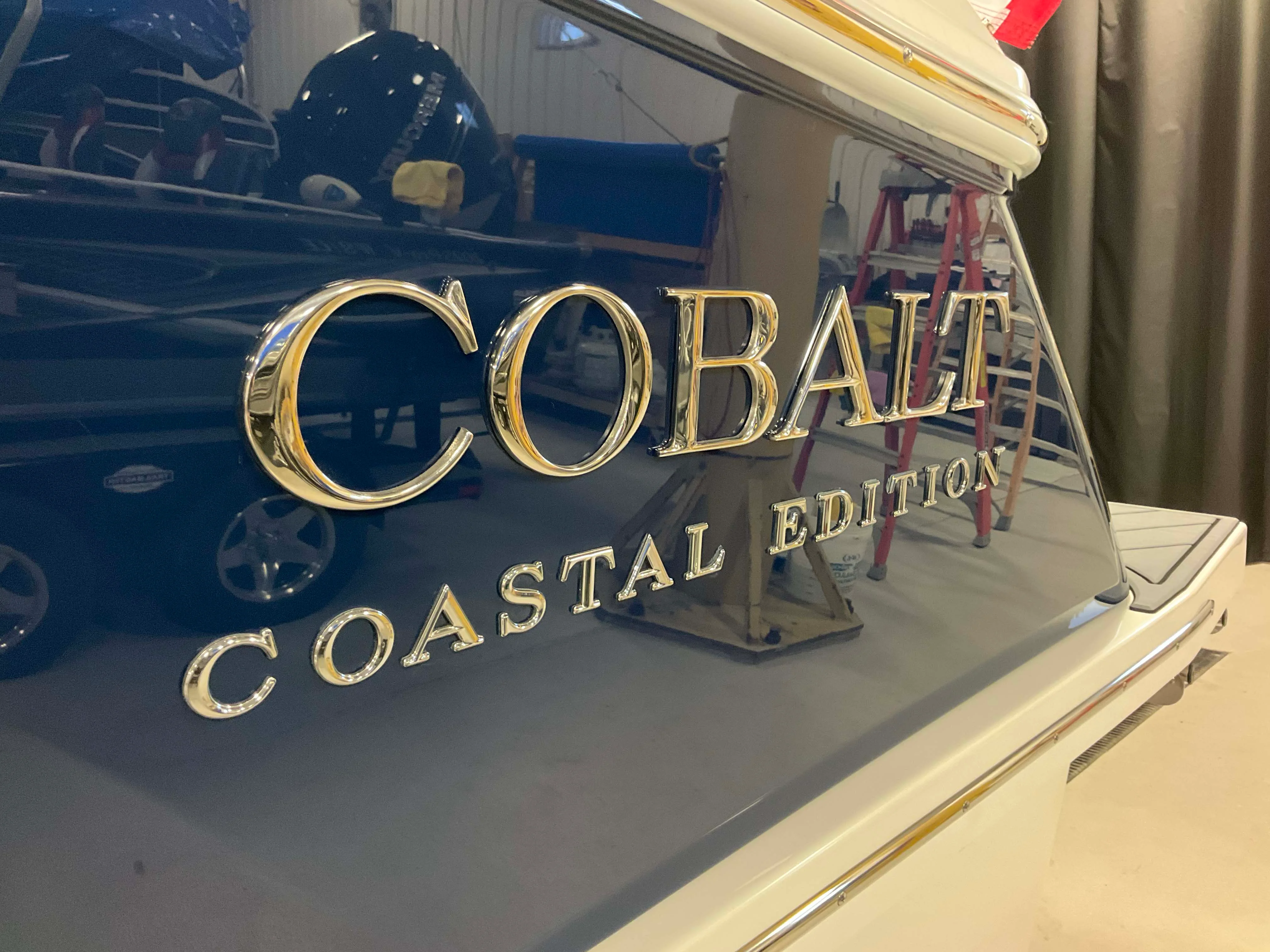 2026 Cobalt R4 Outboard Image Thumbnail #67