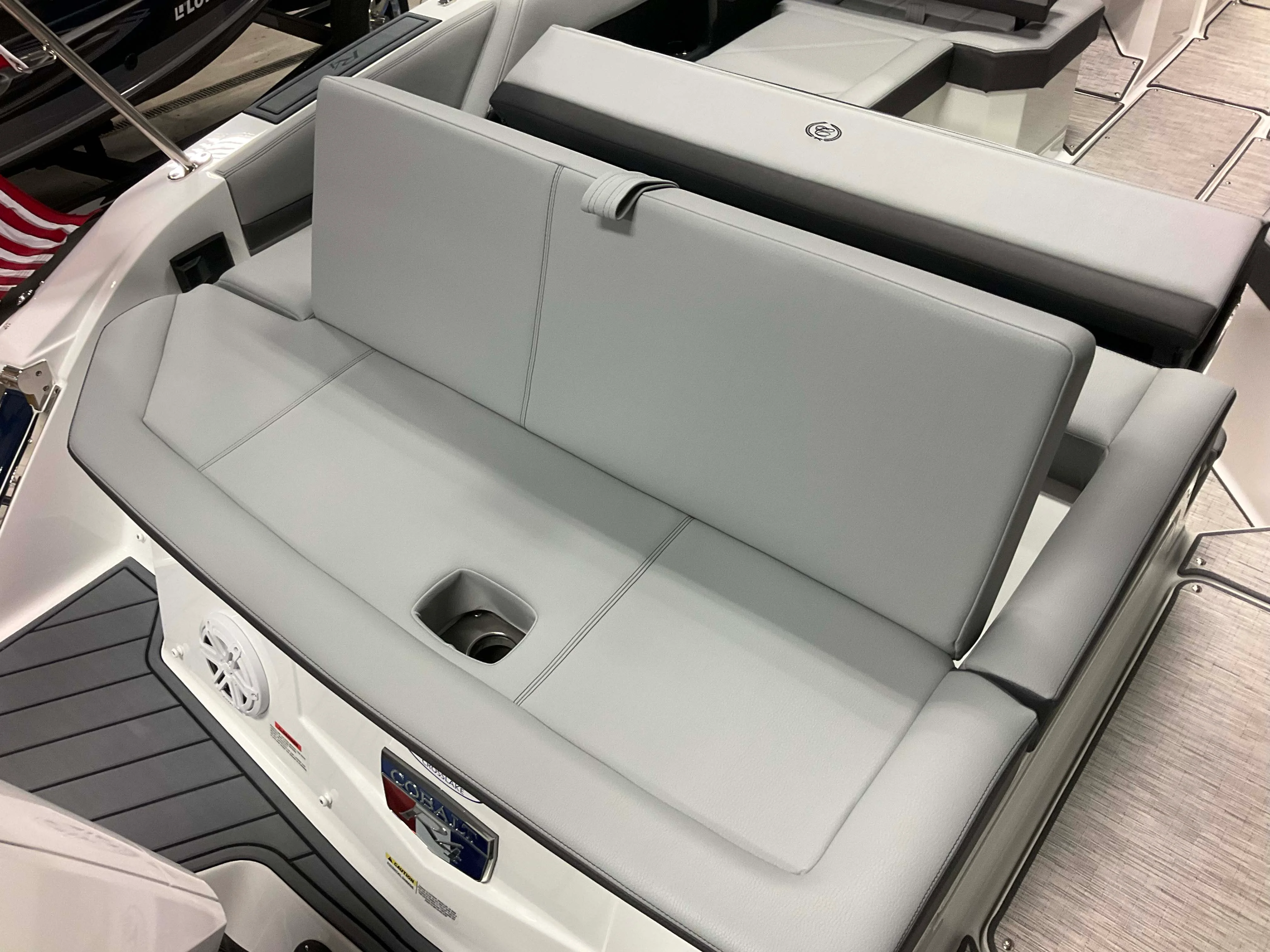 2026 Cobalt R4 Outboard Image Thumbnail #54