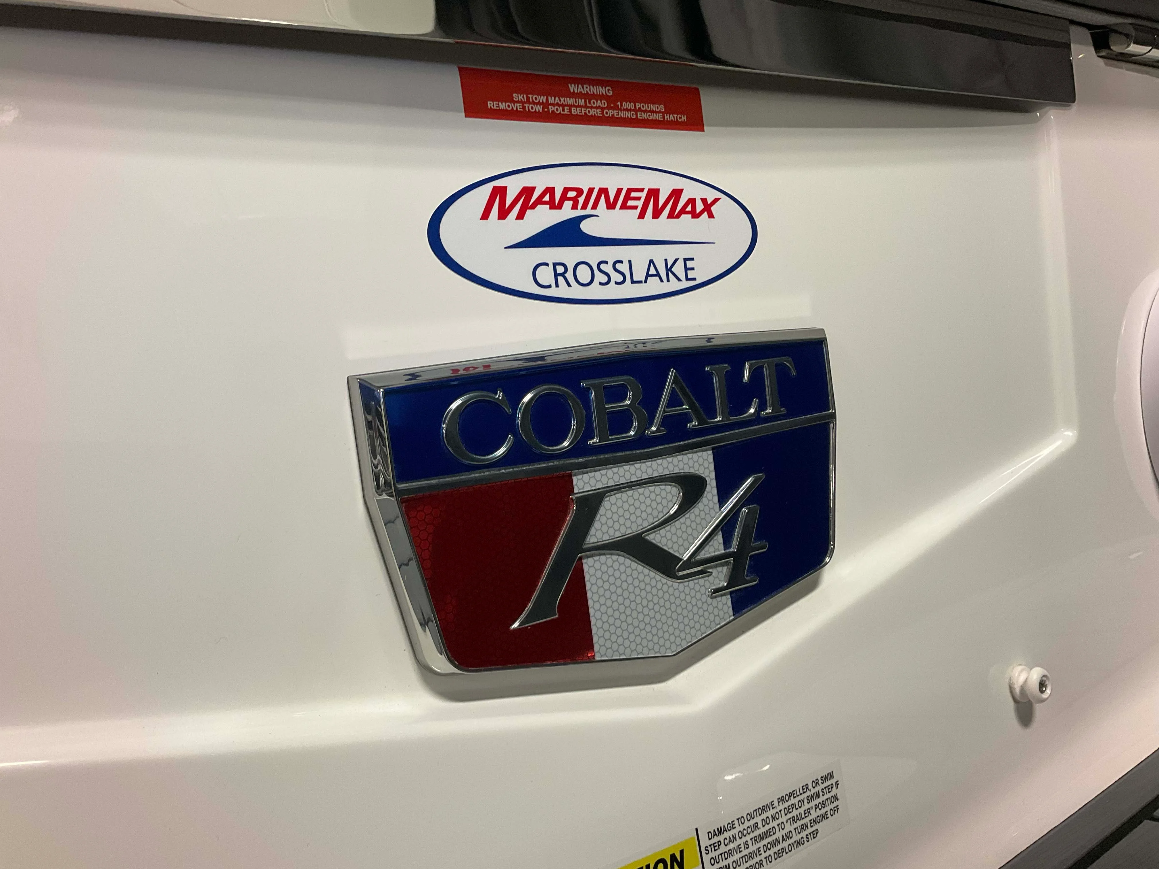 2026 Cobalt R4 Outboard Image Thumbnail #66