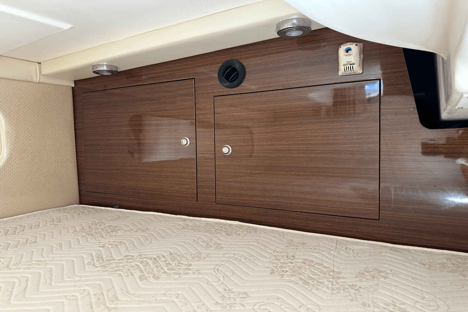 2015 Regal 30 EXPRESS Image Thumbnail #45