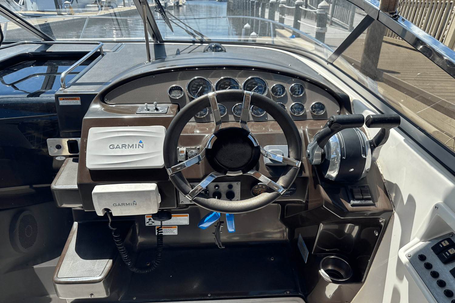 2015 Regal 30 EXPRESS Image Thumbnail #25