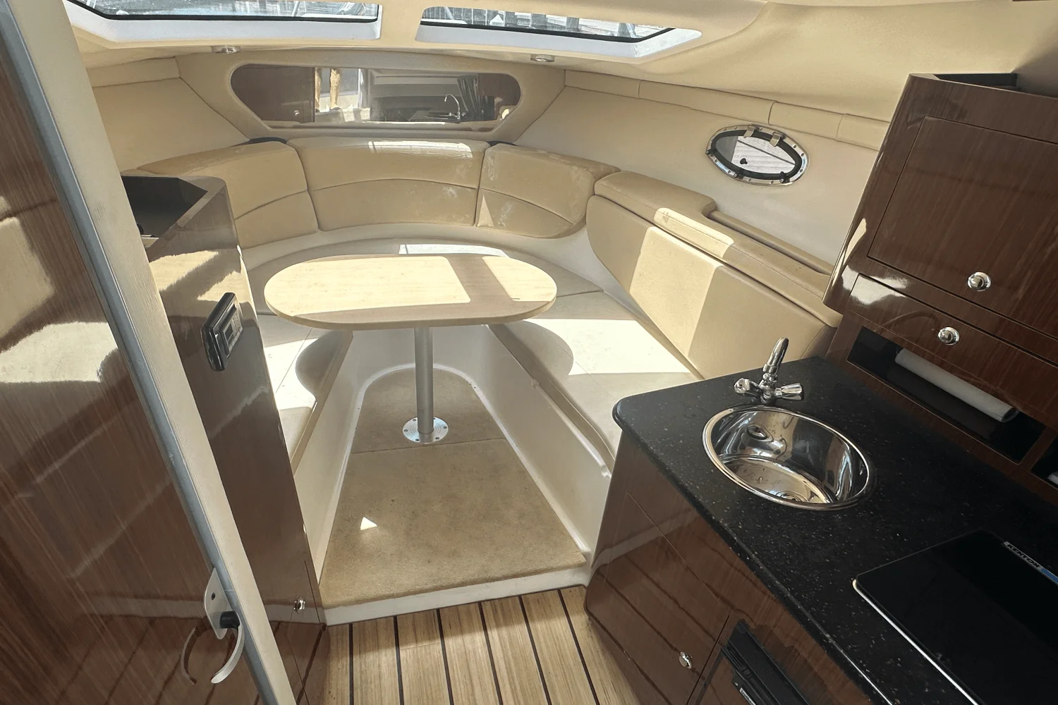 2015 Regal 30 EXPRESS Image Thumbnail #30