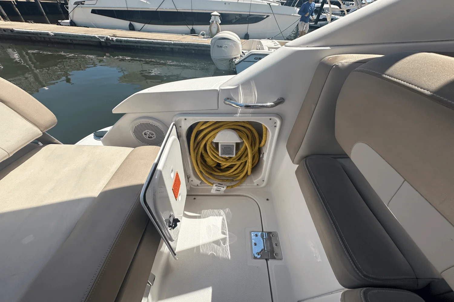 2015 Regal 30 EXPRESS Image Thumbnail #17