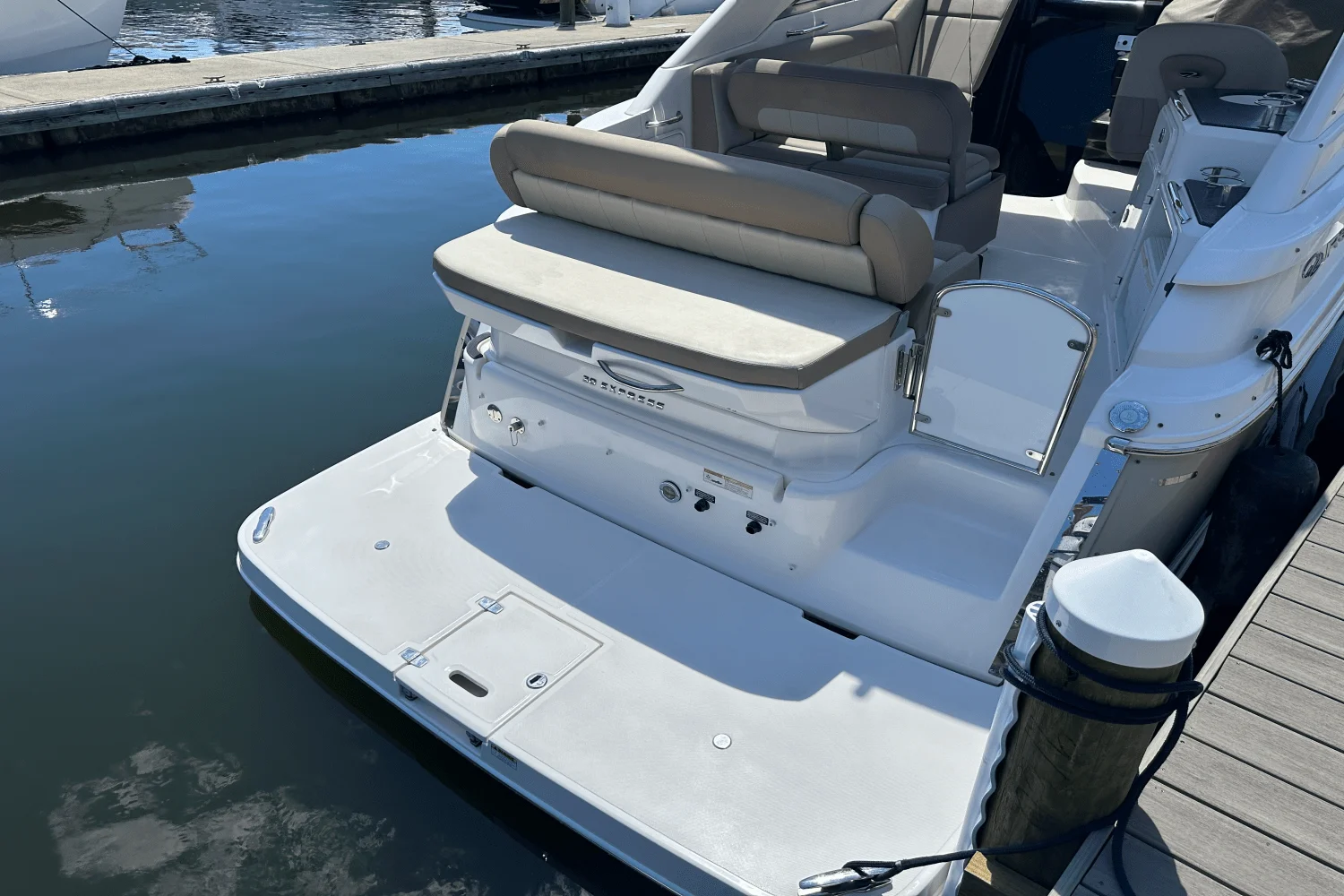 2015 Regal 30 EXPRESS Image Thumbnail #6