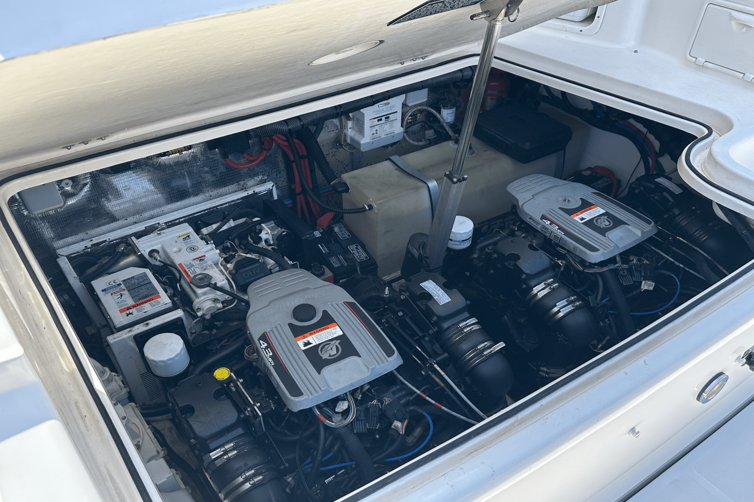 2015 Regal 30 EXPRESS Image Thumbnail #53