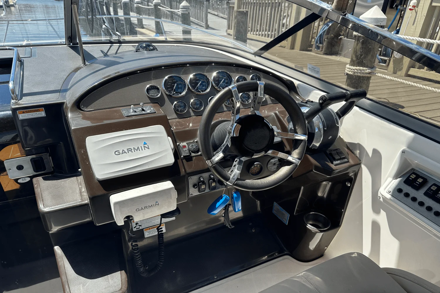 2015 Regal 30 EXPRESS Image Thumbnail #26