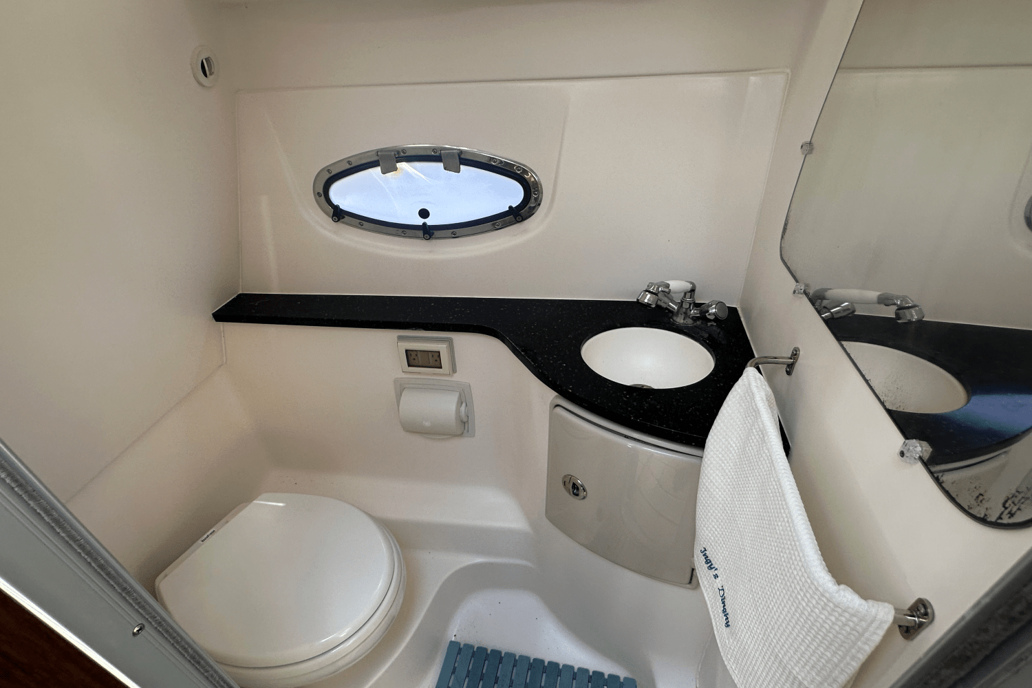 2015 Regal 30 EXPRESS Image Thumbnail #42