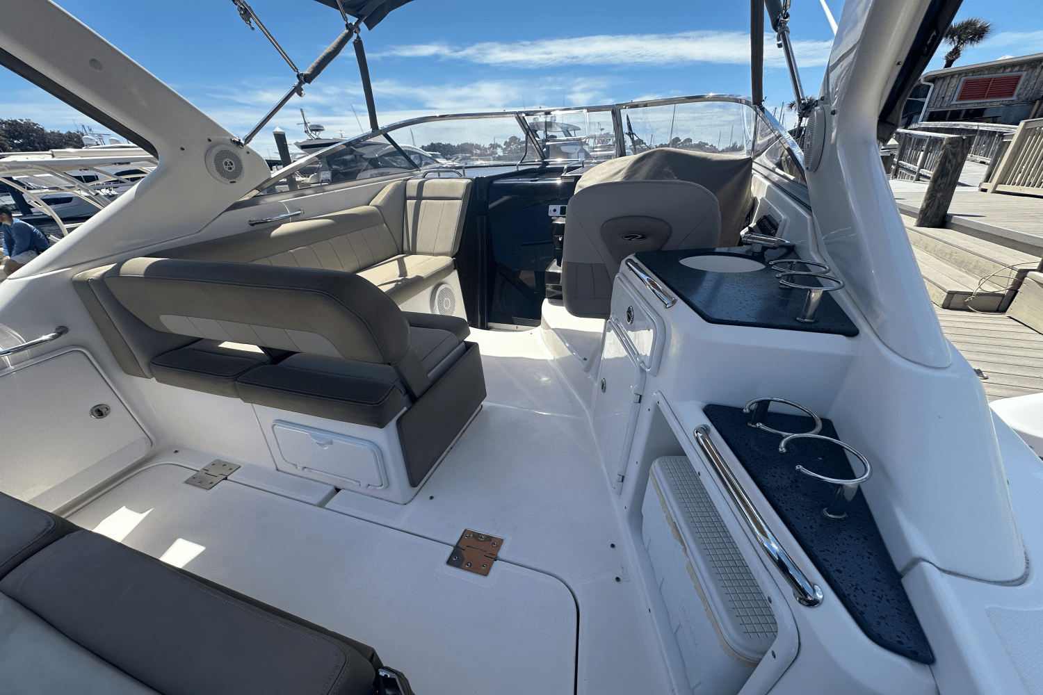 2015 Regal 30 EXPRESS Image Thumbnail #16