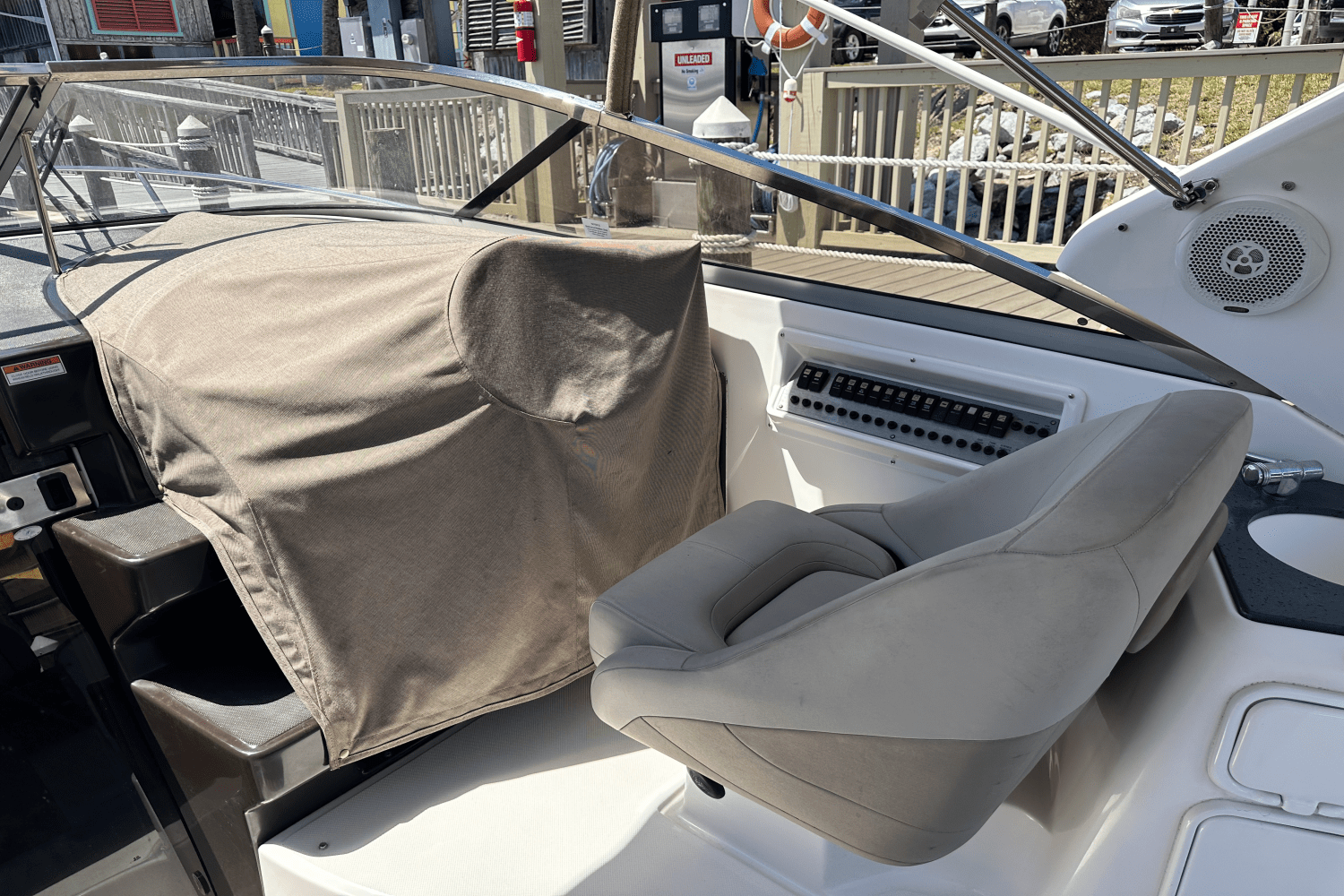 2015 Regal 30 EXPRESS Image Thumbnail #13