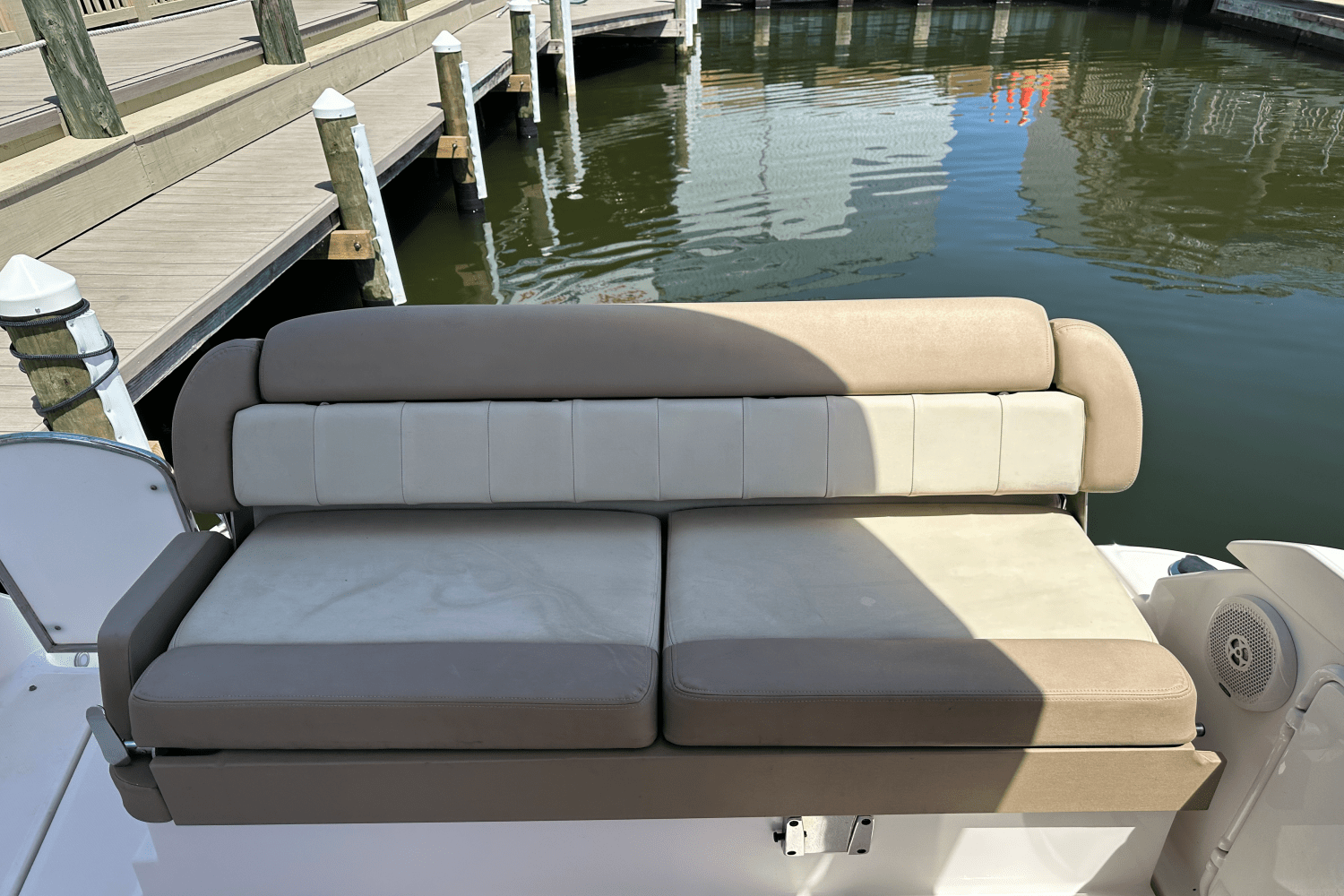 2015 Regal 30 EXPRESS Image Thumbnail #11