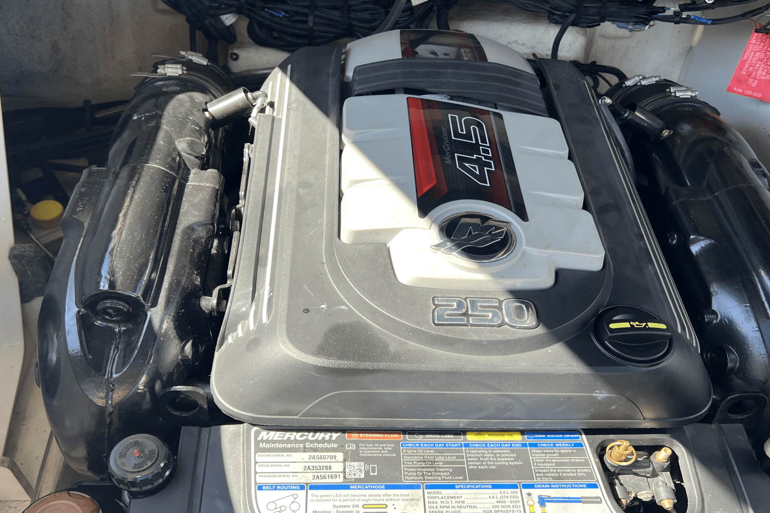 2018 Sea Ray 230 SLX Image Thumbnail #17