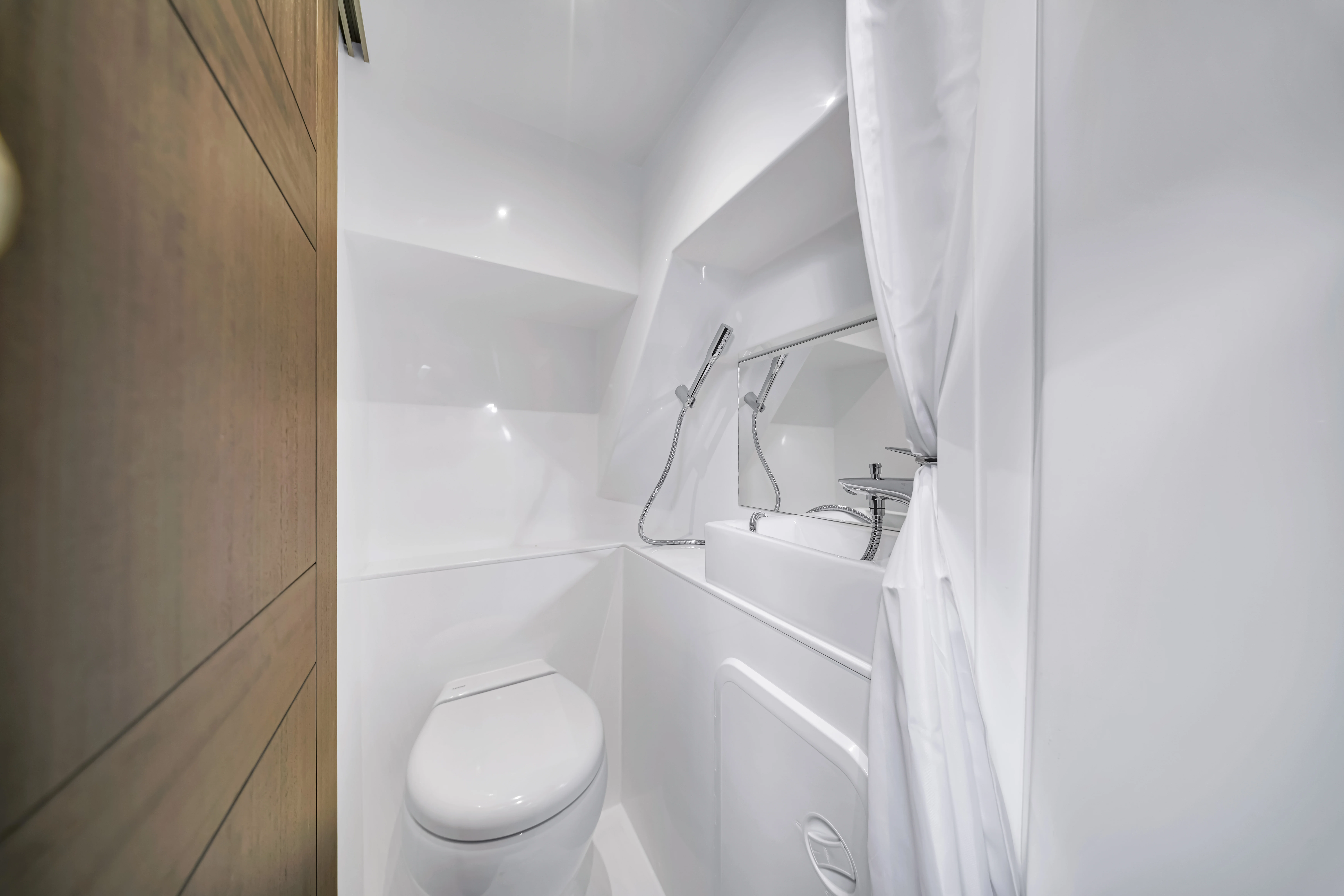 2024 Galeon 560 FLY Image Thumbnail #59