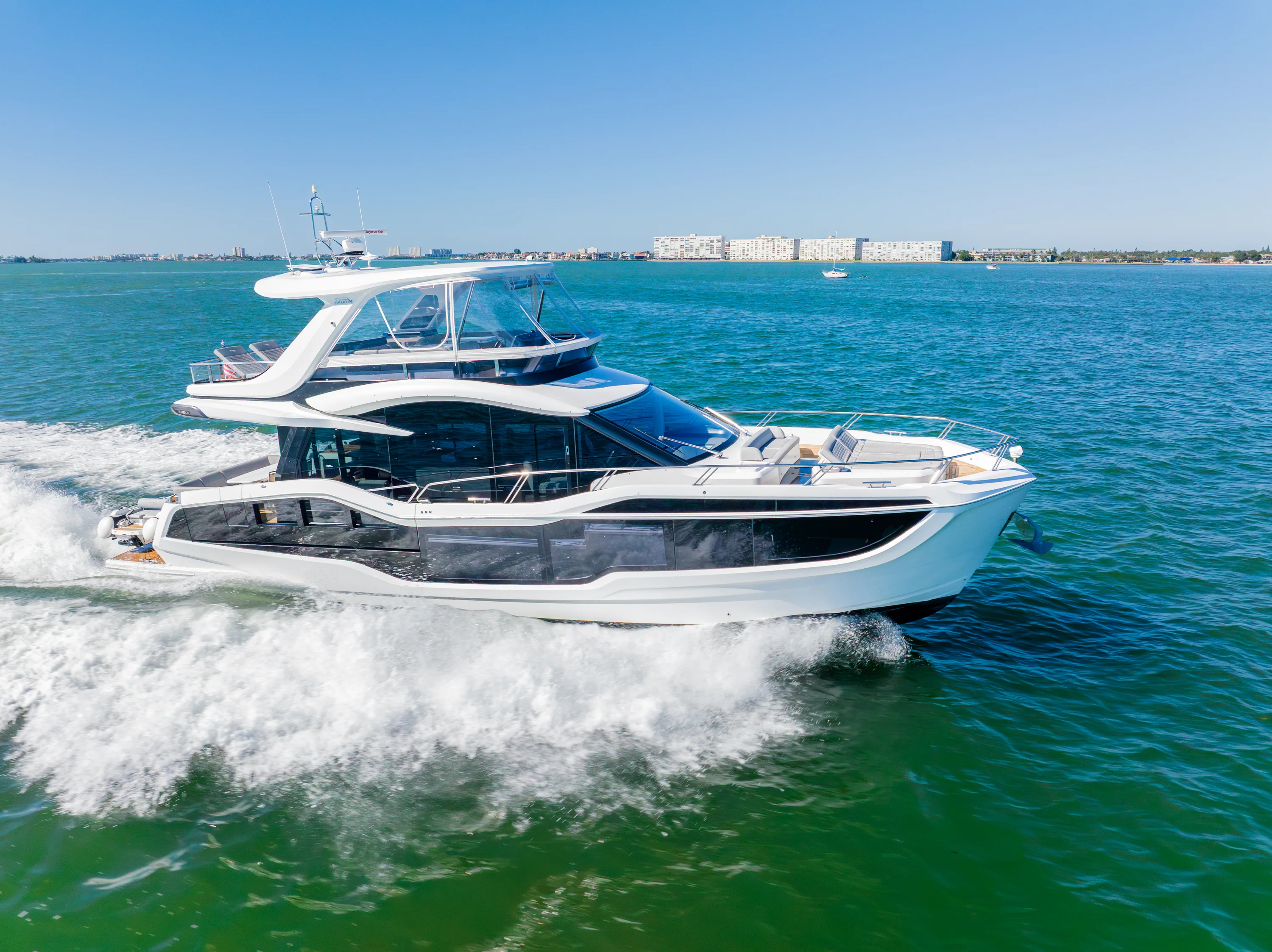 2024 Galeon 560 FLY Image Thumbnail #1