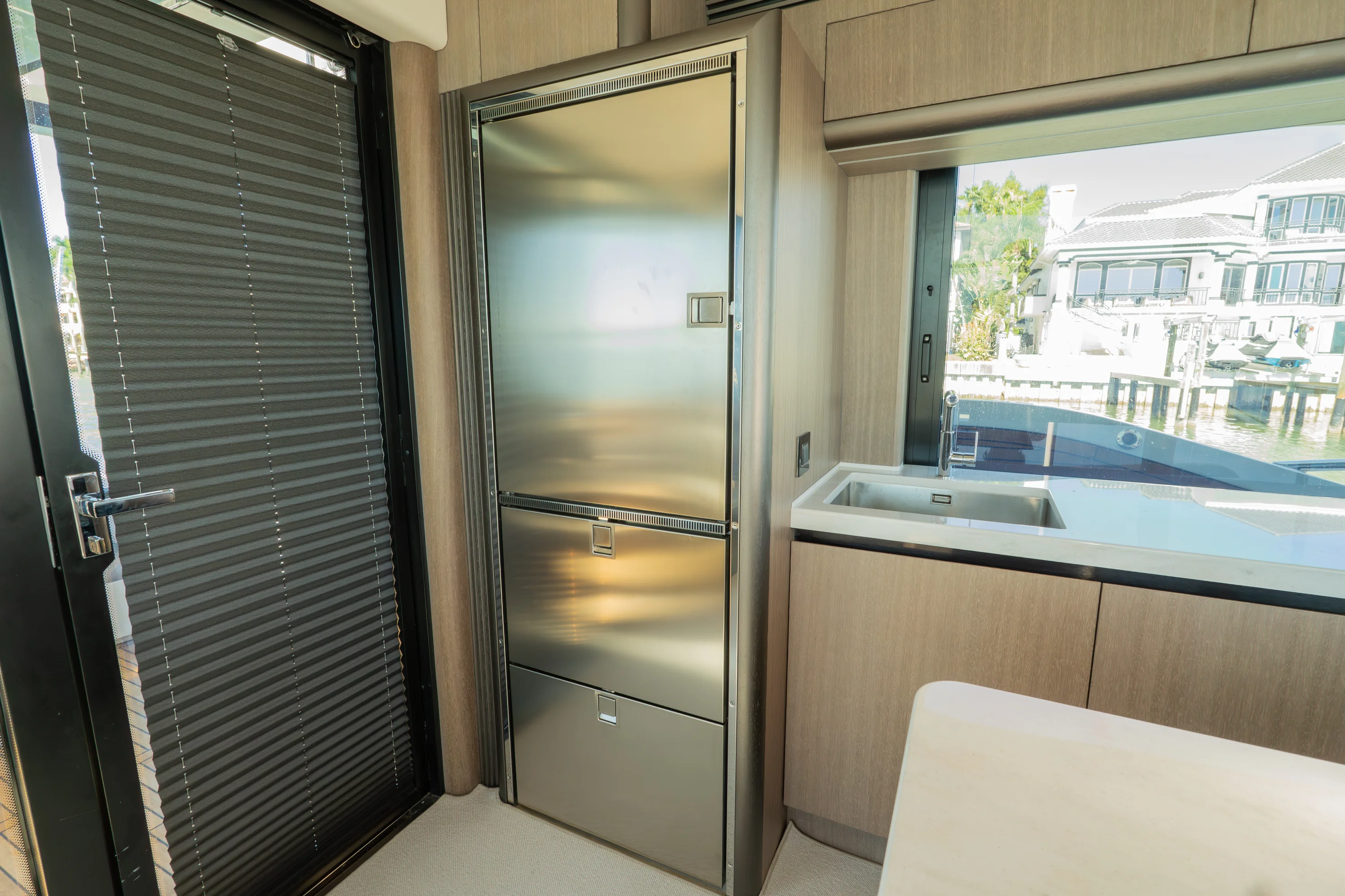 2024 Galeon 560 FLY Image Thumbnail #31