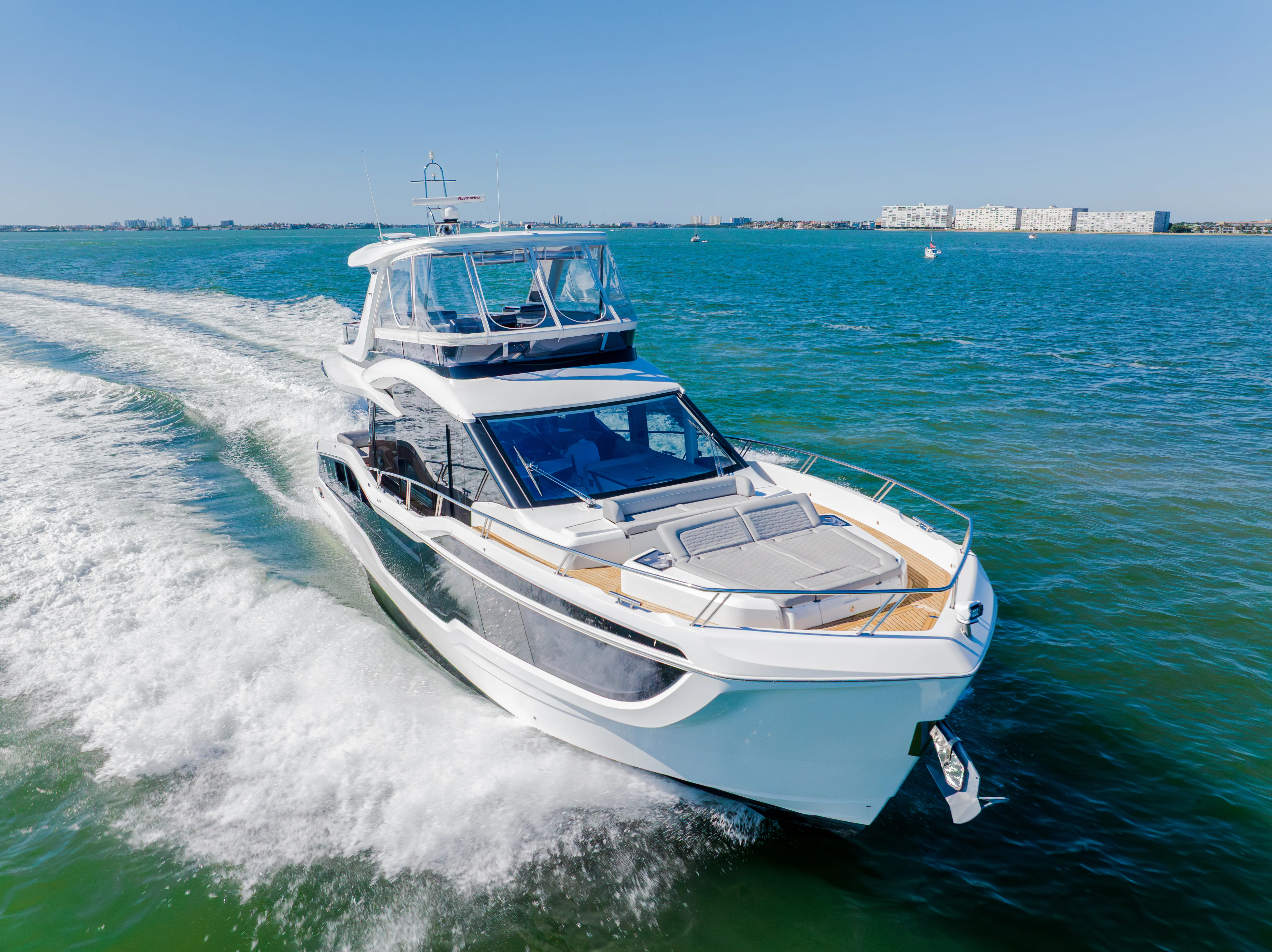 2024 Galeon 560 FLY Image Thumbnail #4