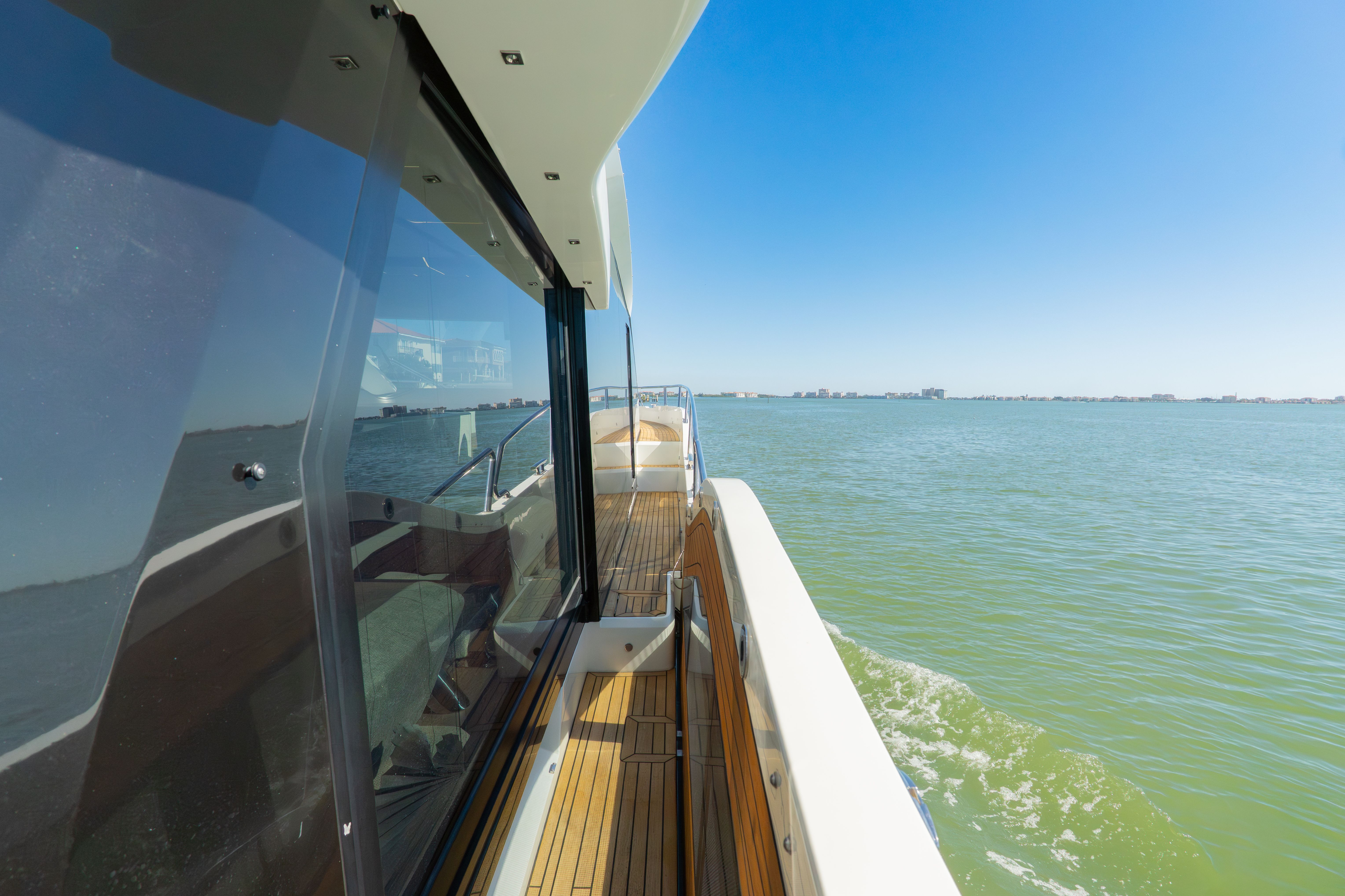 2024 Galeon 560 FLY Image Thumbnail #14