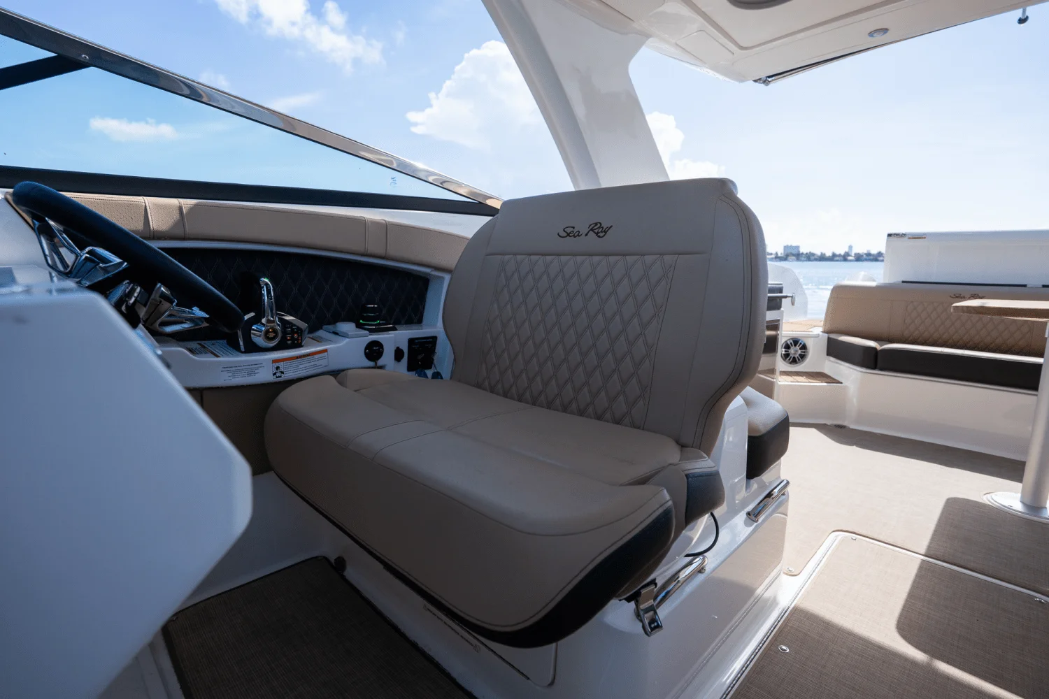 2024 Sea Ray 350 SLX Image Thumbnail #37