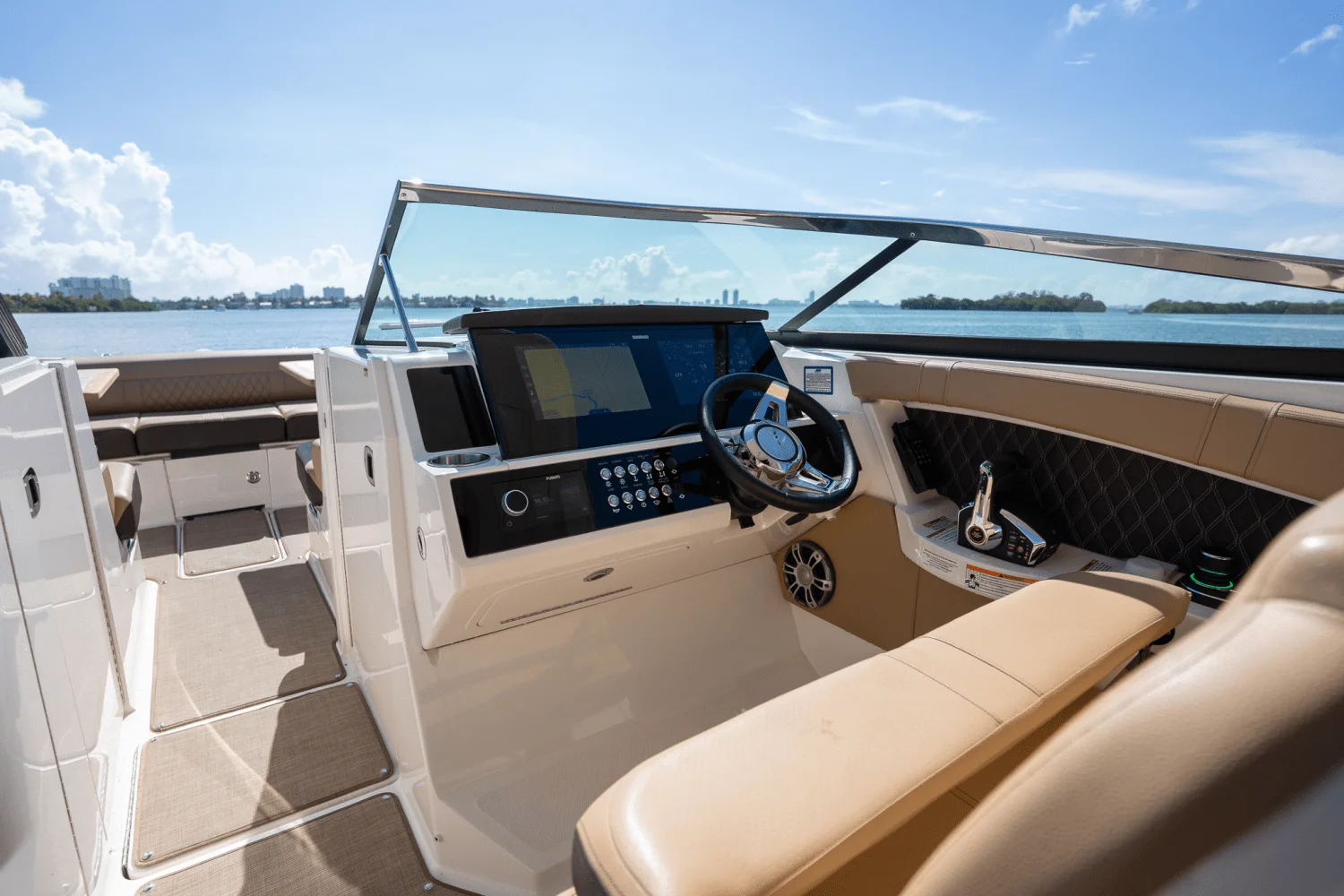 2024 Sea Ray 350 SLX Image Thumbnail #20