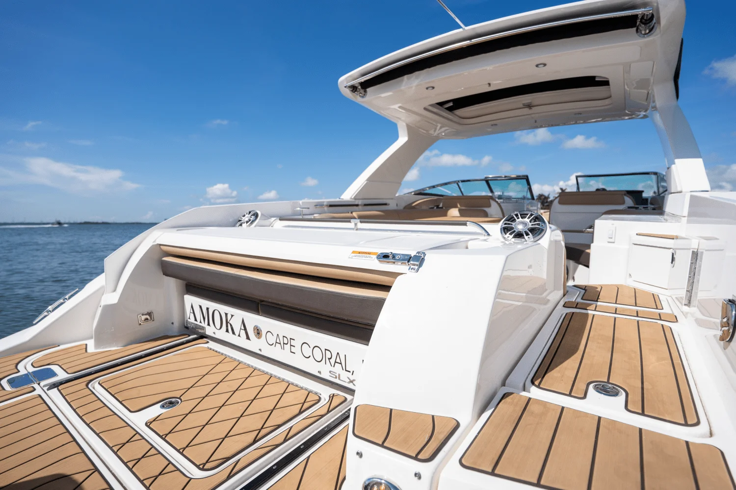 2024 Sea Ray 350 SLX Image Thumbnail #43