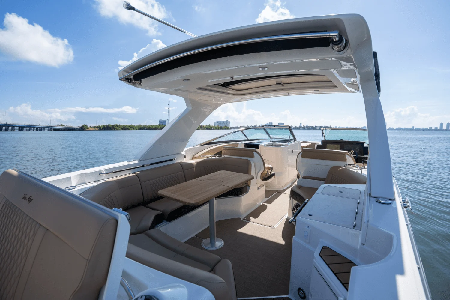 2024 Sea Ray 350 SLX Image Thumbnail #13