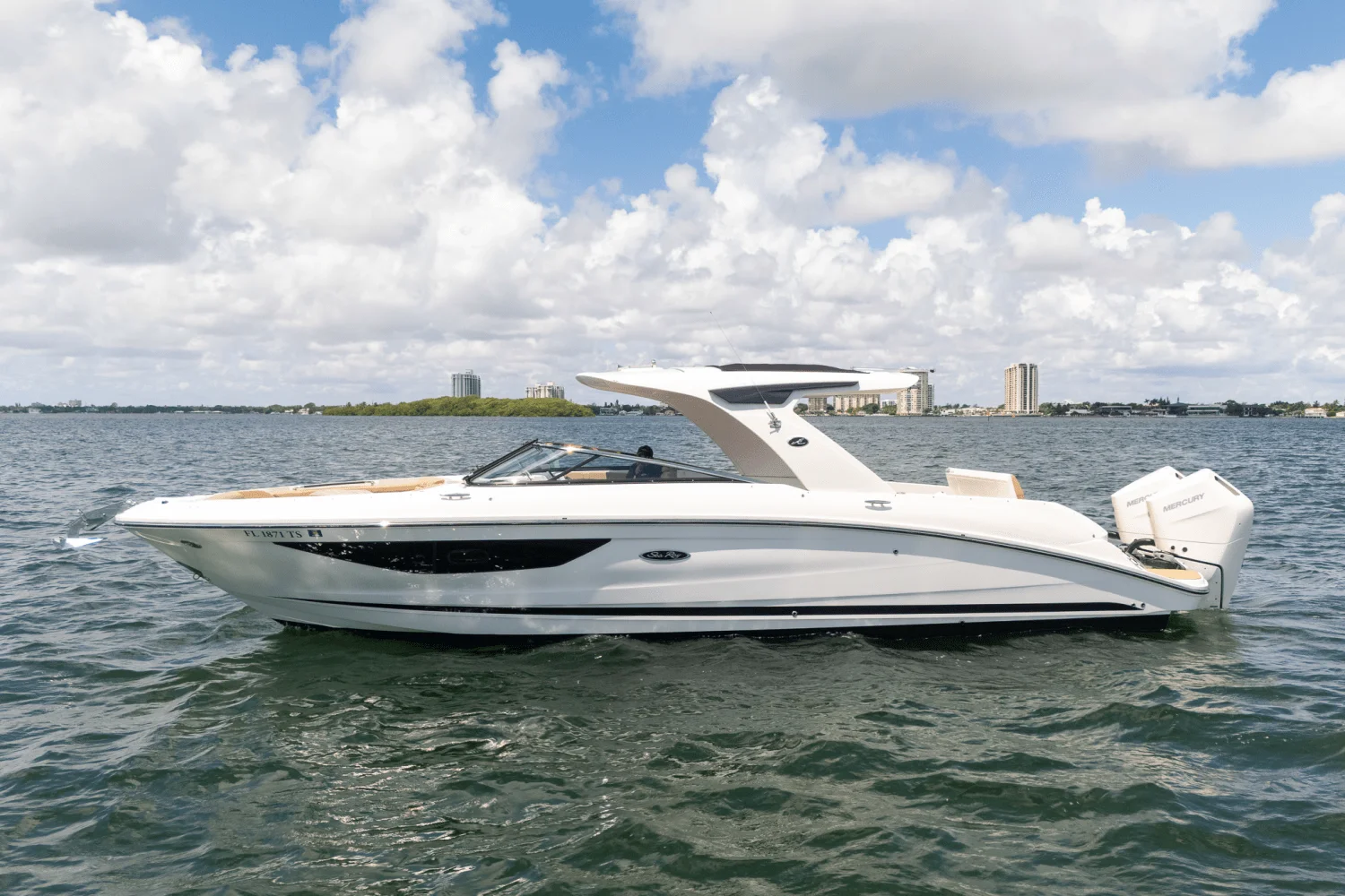 2024 Sea Ray 350 SLX Image Thumbnail #14
