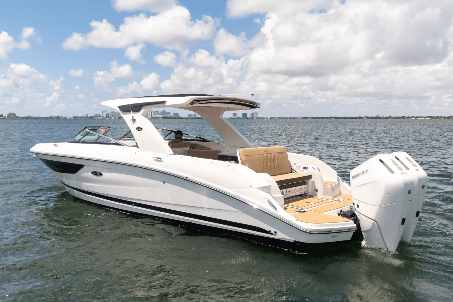 2024 Sea Ray 350 SLX Image Thumbnail #15