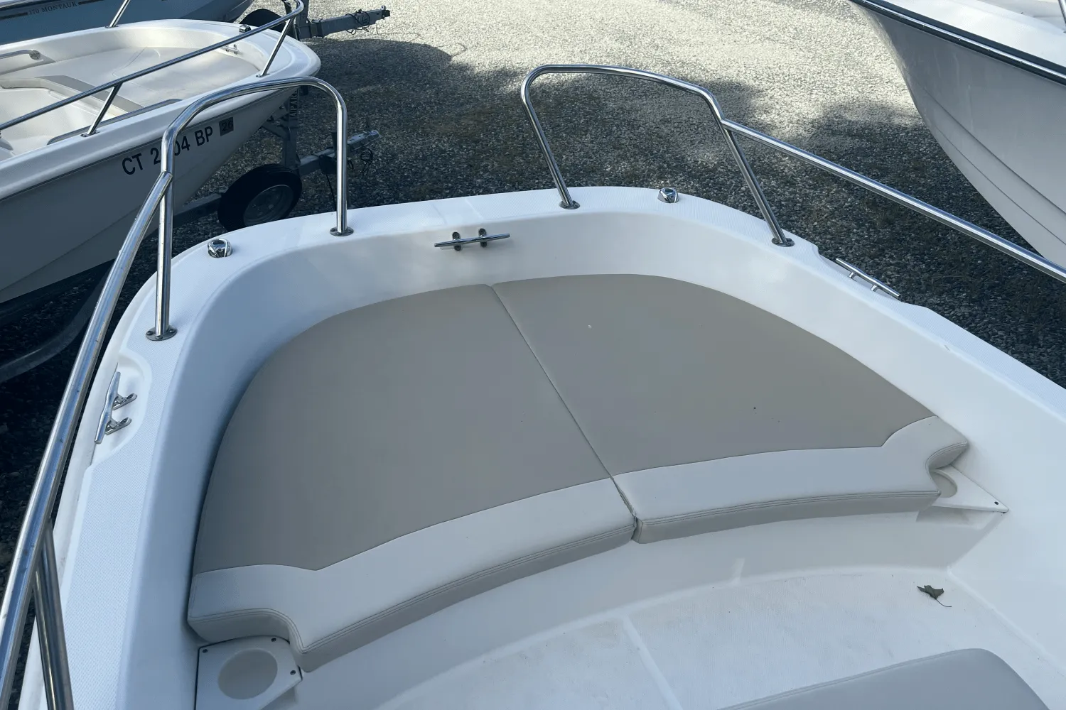 2019 Boston Whaler 170 DAUNTLESS Image Thumbnail #3